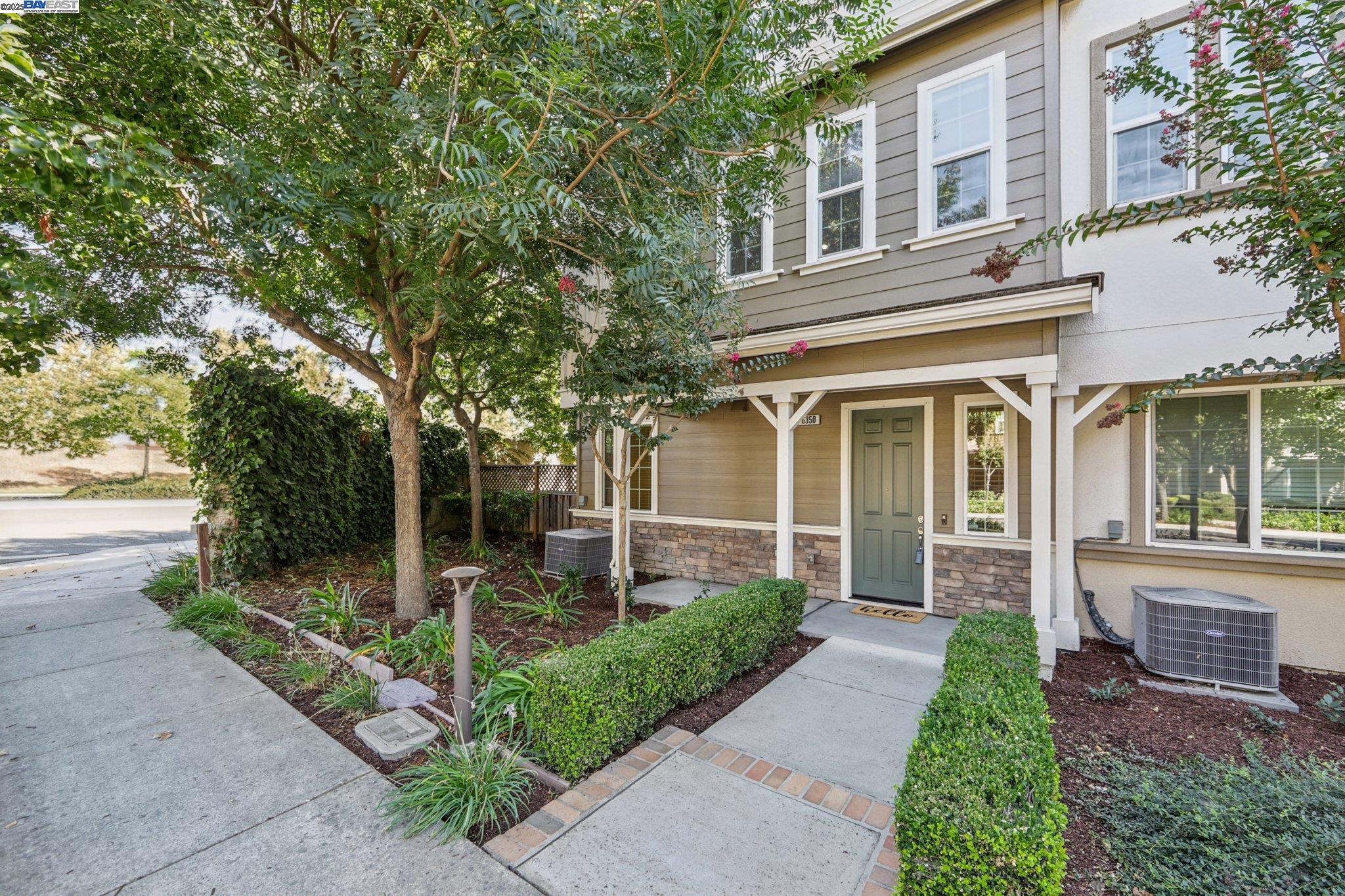 Photo #2: 41112008 Listing 
