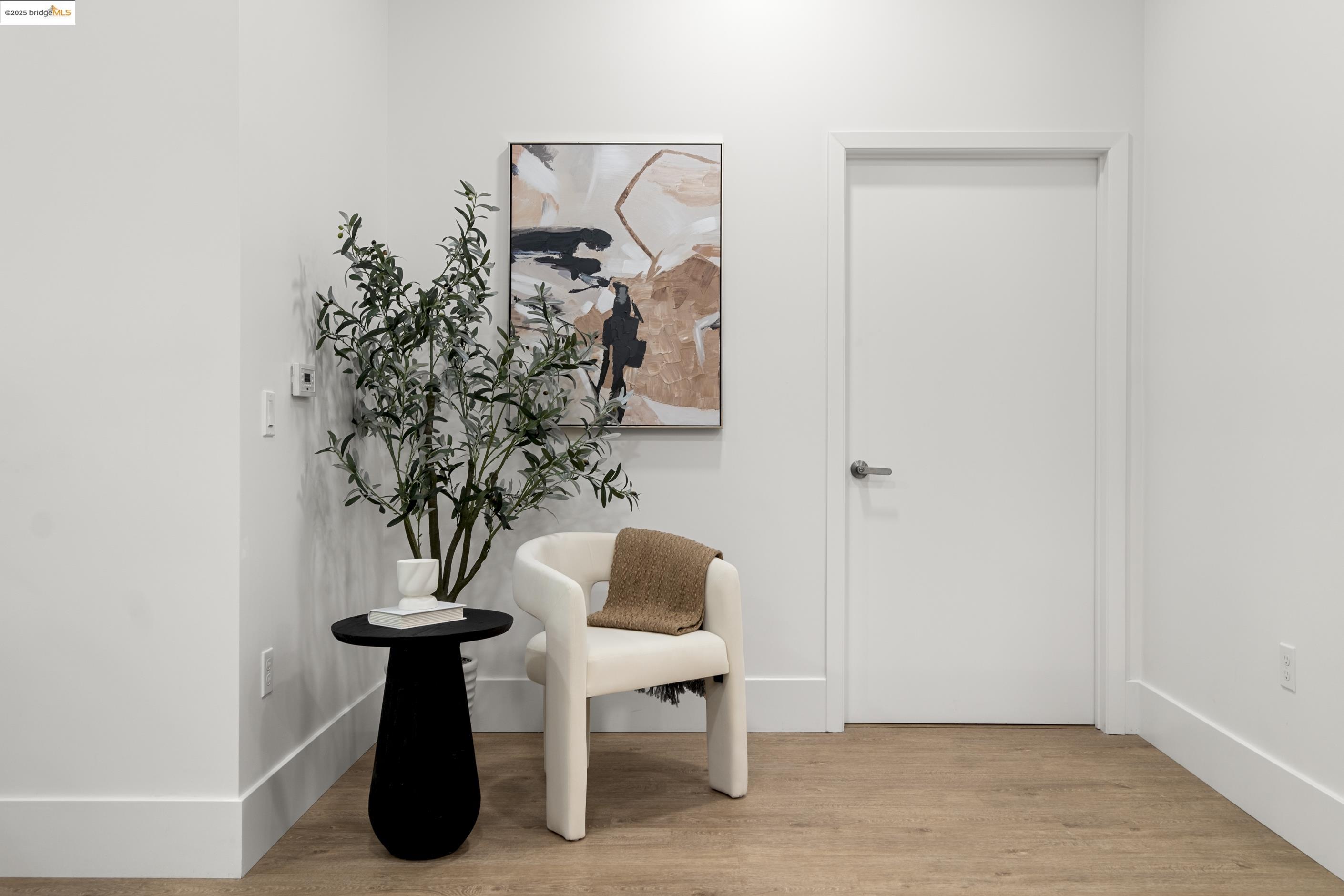 Detail Gallery Image 14 of 25 For 1545 32nd Street #104,  Oakland,  CA 94608 - 2 Beds | 2 Baths
