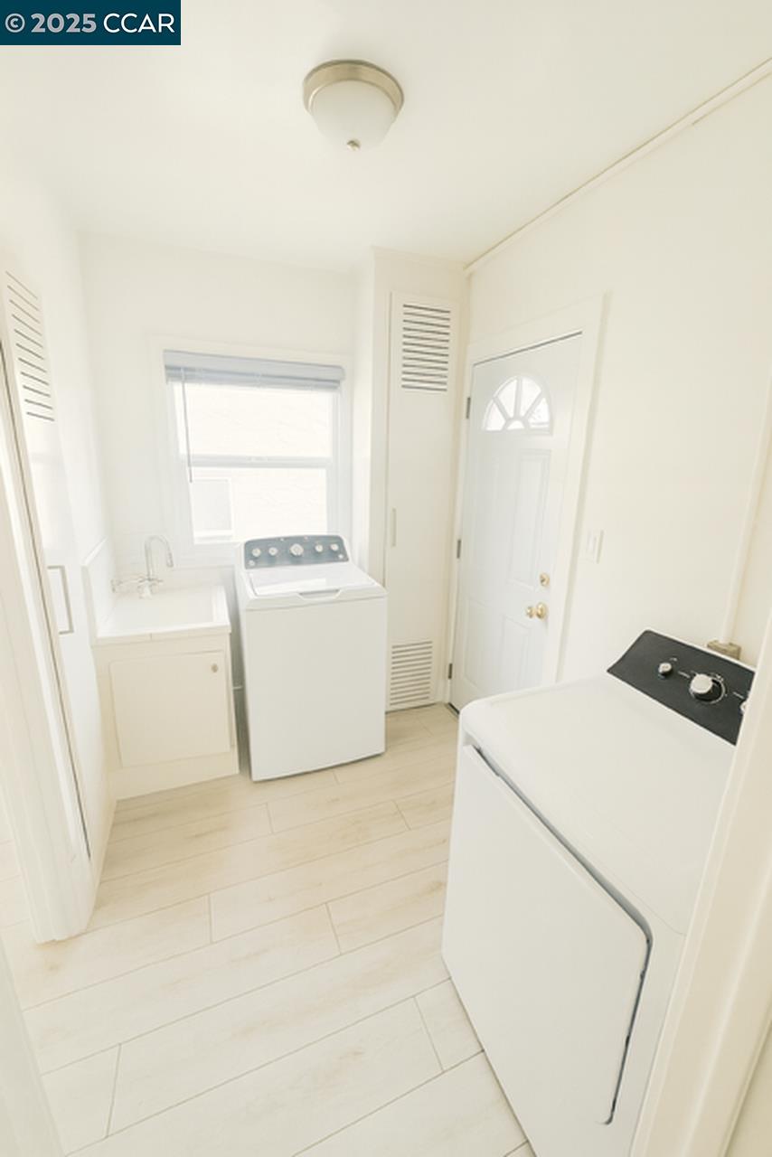 Detail Gallery Image 12 of 12 For 211 2nd Street #TOP FLOOR,  Rodeo,  CA 94572 - 2 Beds | 1 Baths