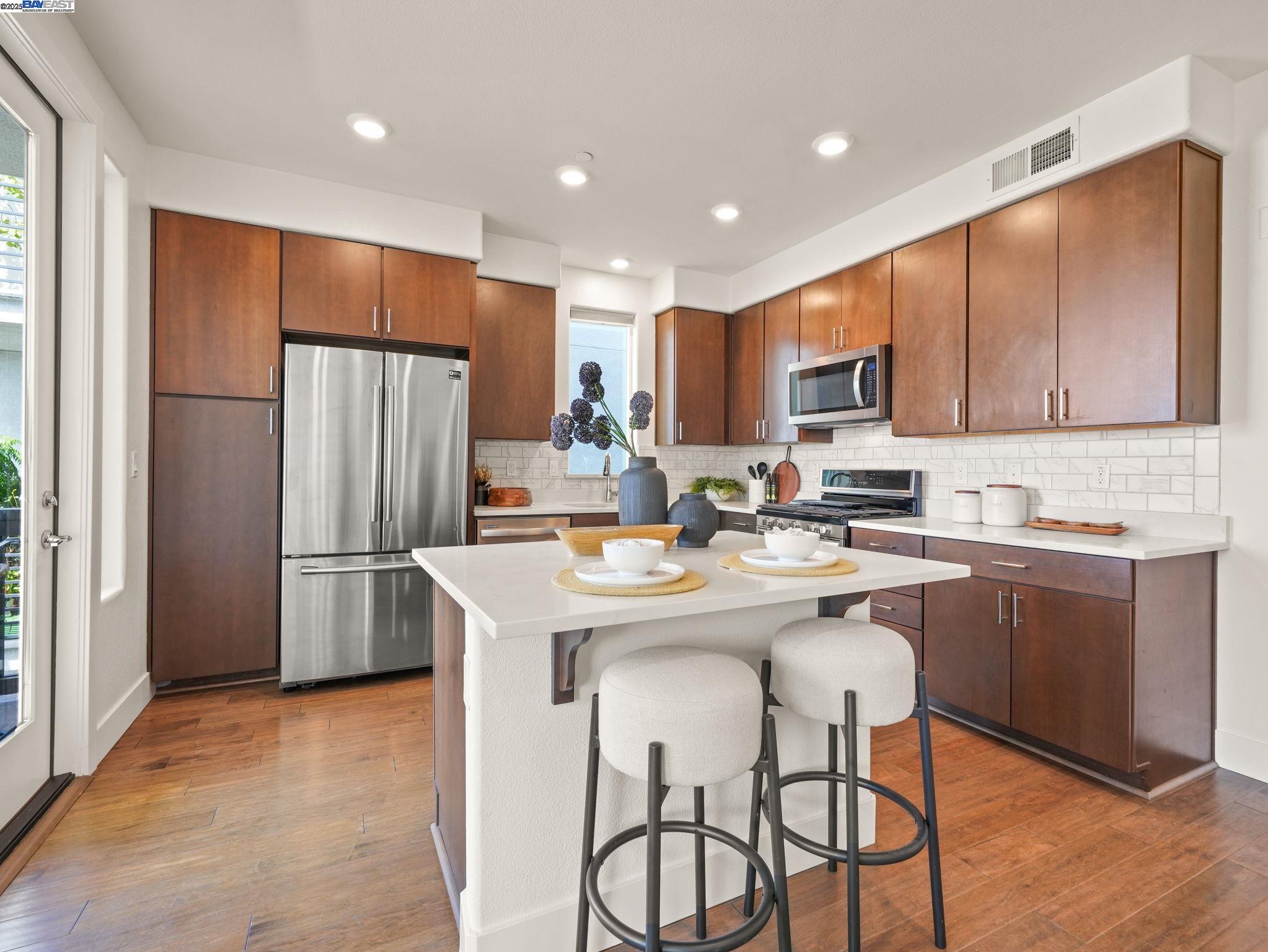 Detail Gallery Image 12 of 48 For 1421 Nightshade Rd #31,  Milpitas,  CA 95035 - 2 Beds | 2 Baths
