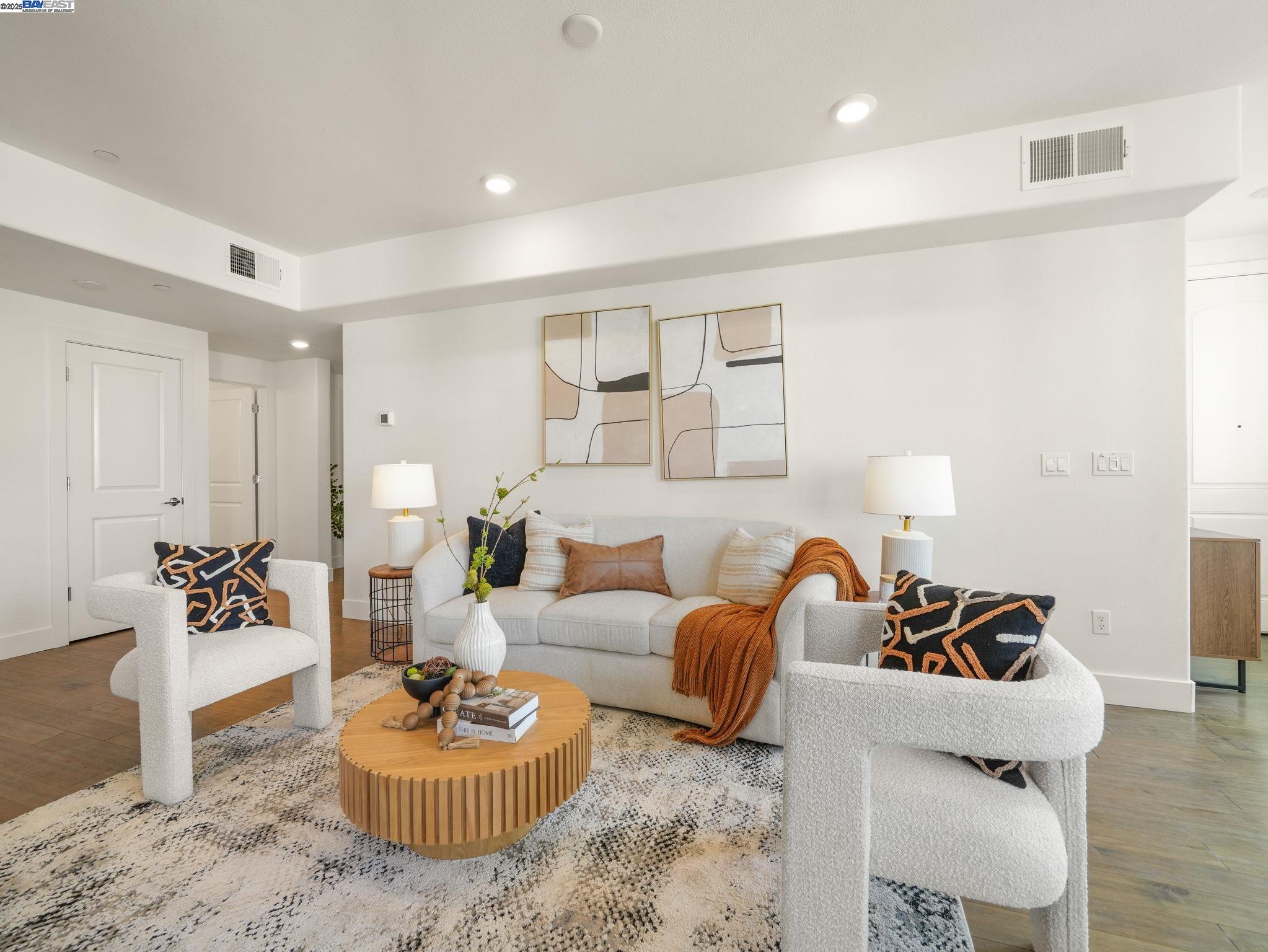 Detail Gallery Image 3 of 48 For 1421 Nightshade Rd #31,  Milpitas,  CA 95035 - 2 Beds | 2 Baths