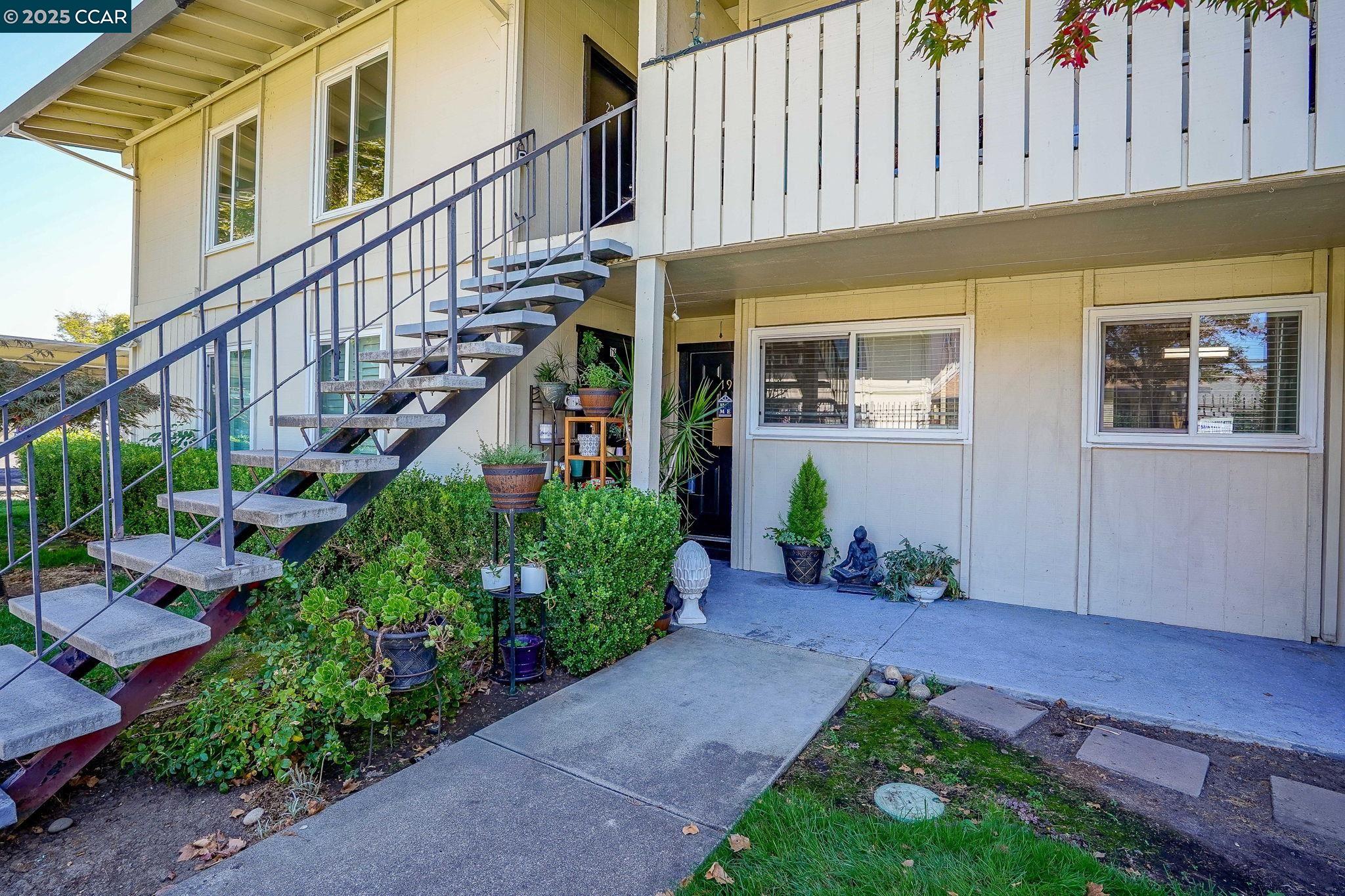 MLS: 41112015 Condo For Sale