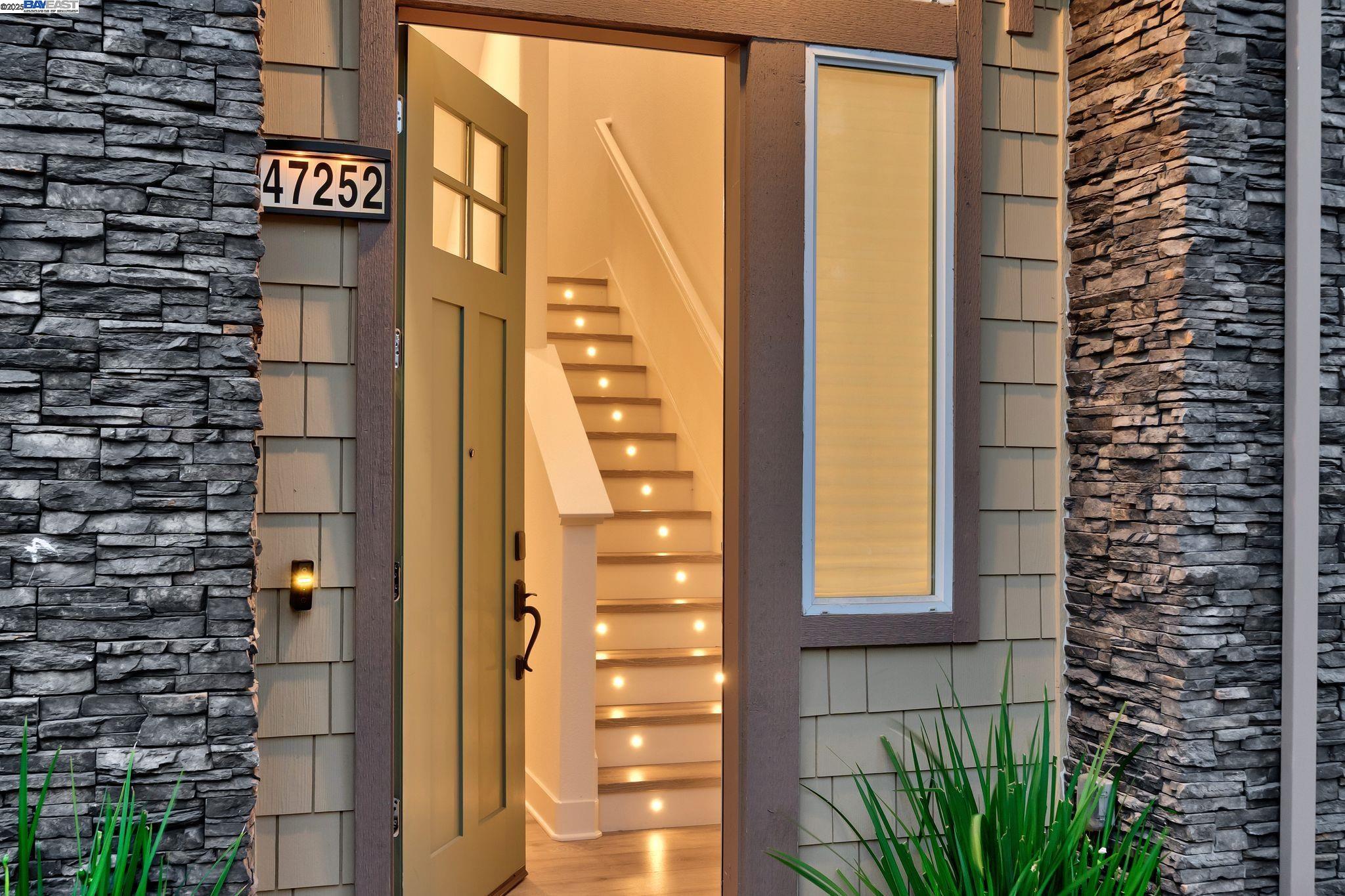 Detail Gallery Image 2 of 26 For 47252 Mission Falls Ct, Fremont,  CA 94539 - 2 Beds | 2 Baths