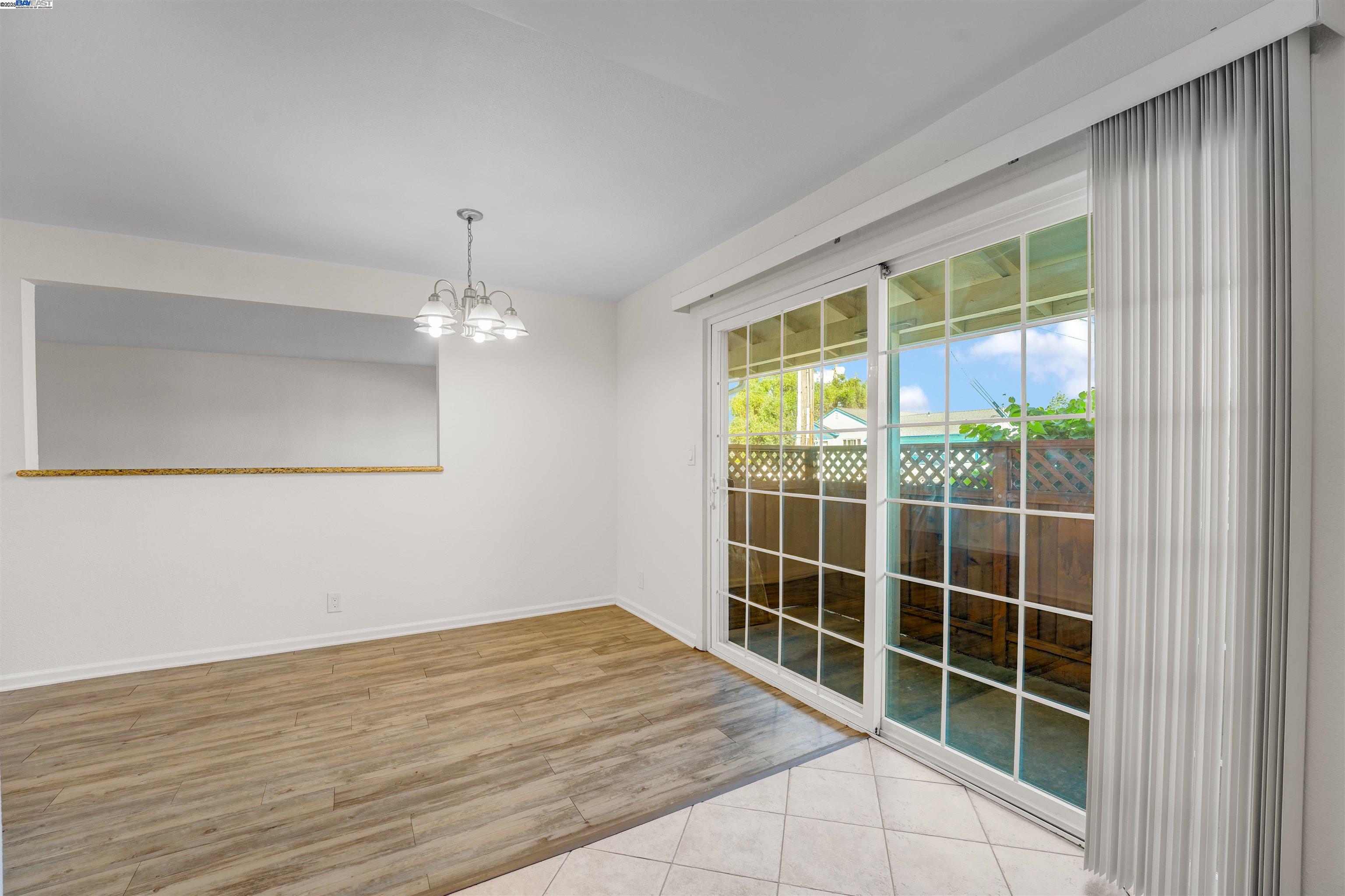 Detail Gallery Image 18 of 48 For 650 Fargo Ave #4,  San Leandro,  CA 94579 - 3 Beds | 2/1 Baths