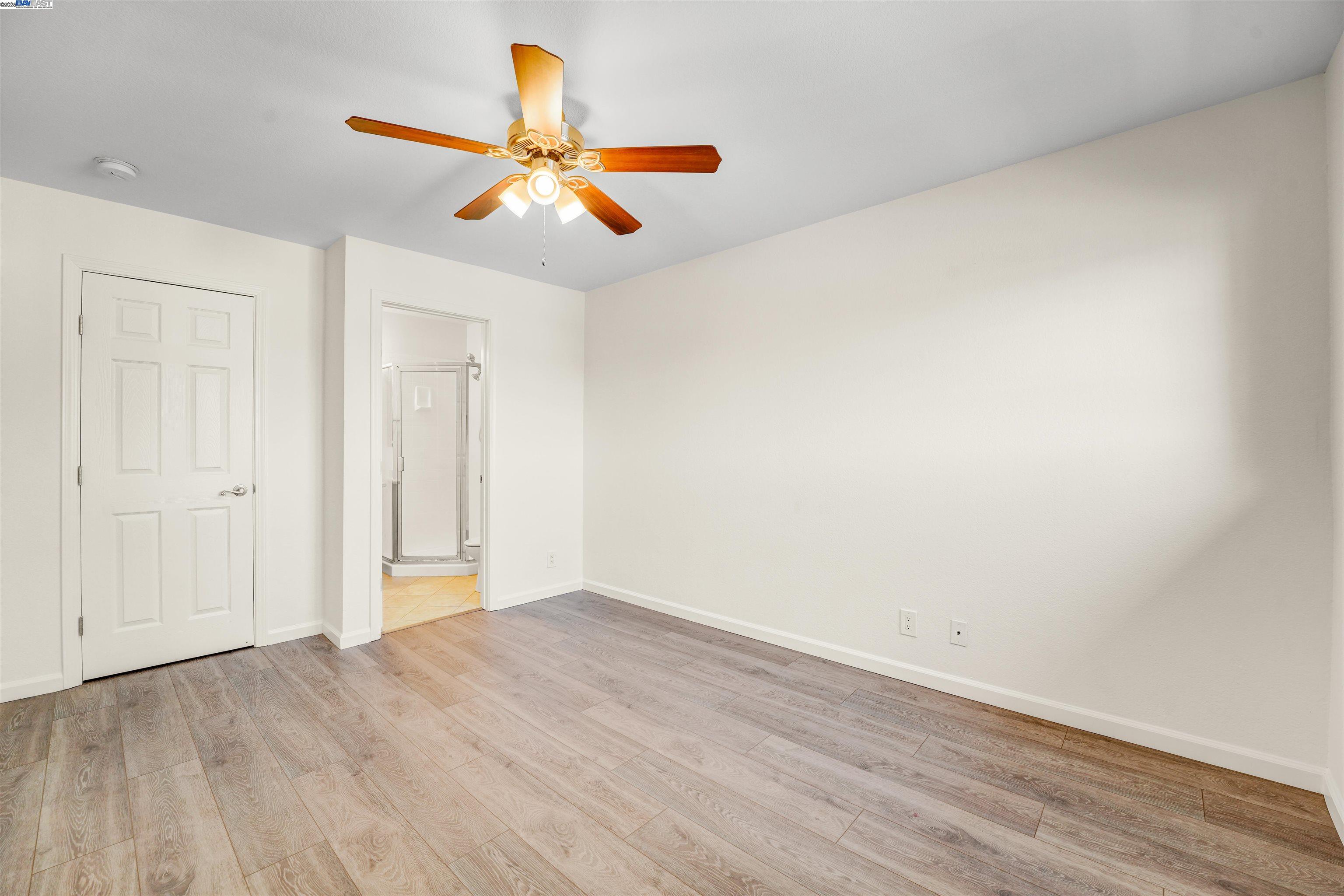 Detail Gallery Image 30 of 48 For 650 Fargo Ave #4,  San Leandro,  CA 94579 - 3 Beds | 2/1 Baths