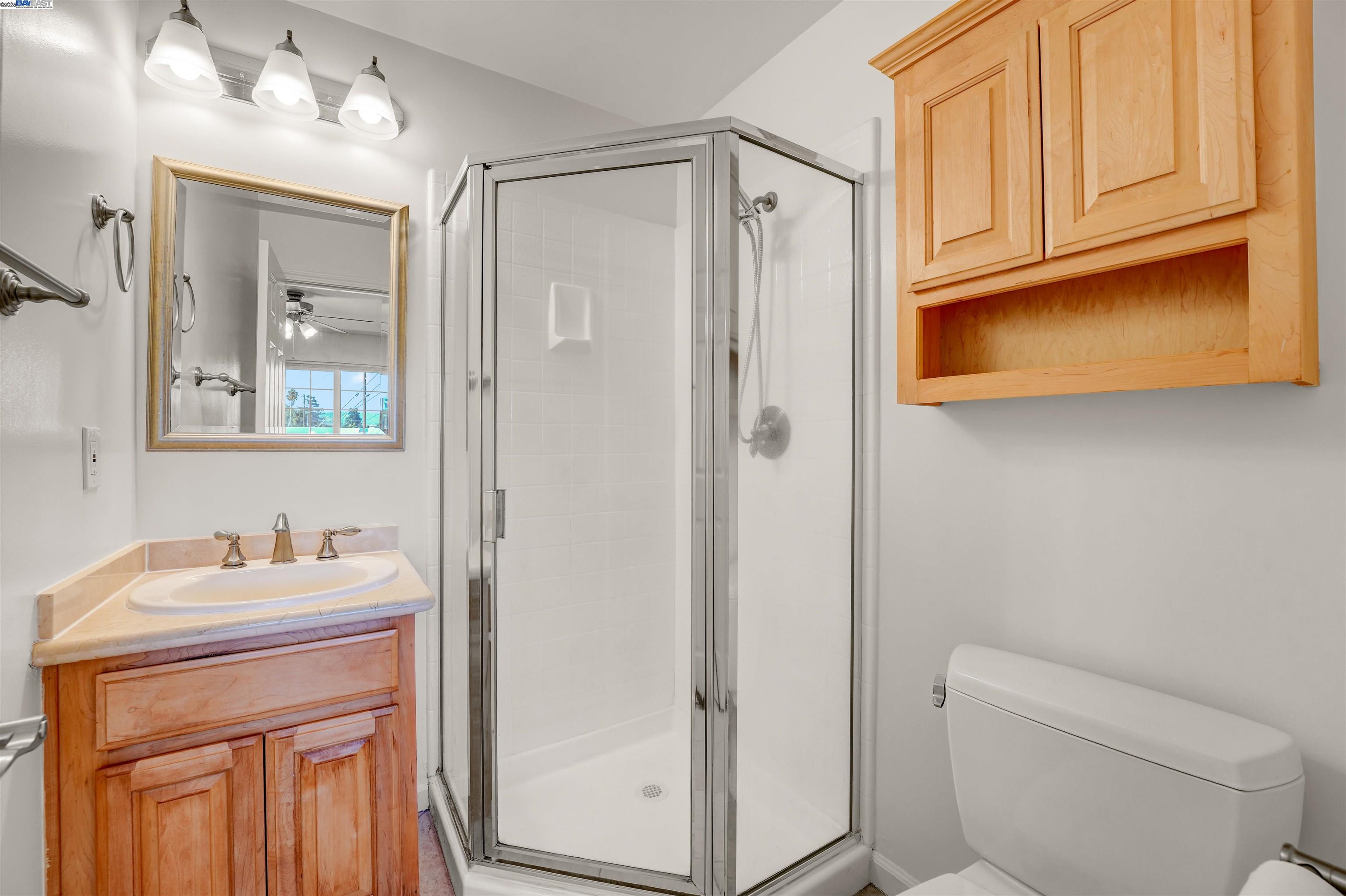 Detail Gallery Image 32 of 48 For 650 Fargo Ave #4,  San Leandro,  CA 94579 - 3 Beds | 2/1 Baths