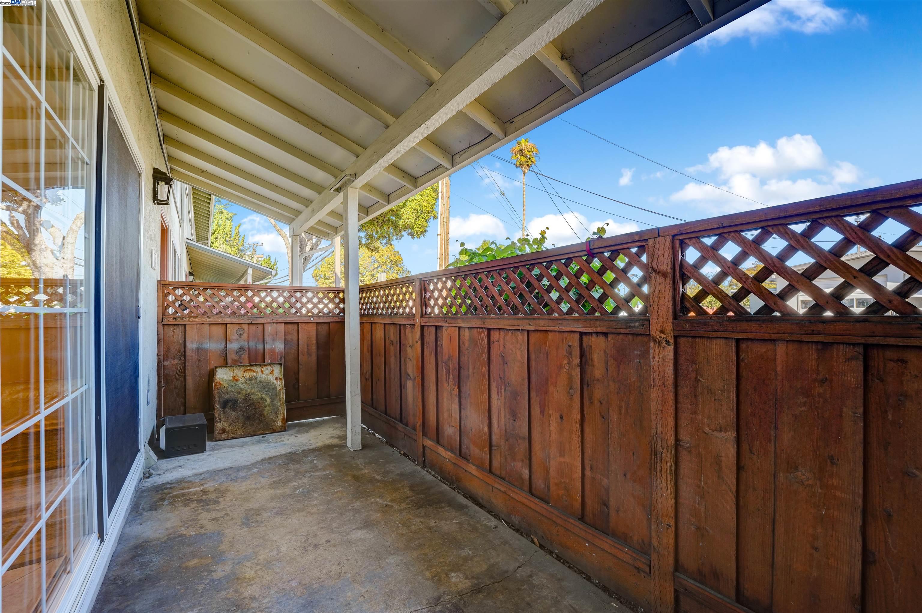 Detail Gallery Image 45 of 48 For 650 Fargo Ave #4,  San Leandro,  CA 94579 - 3 Beds | 2/1 Baths
