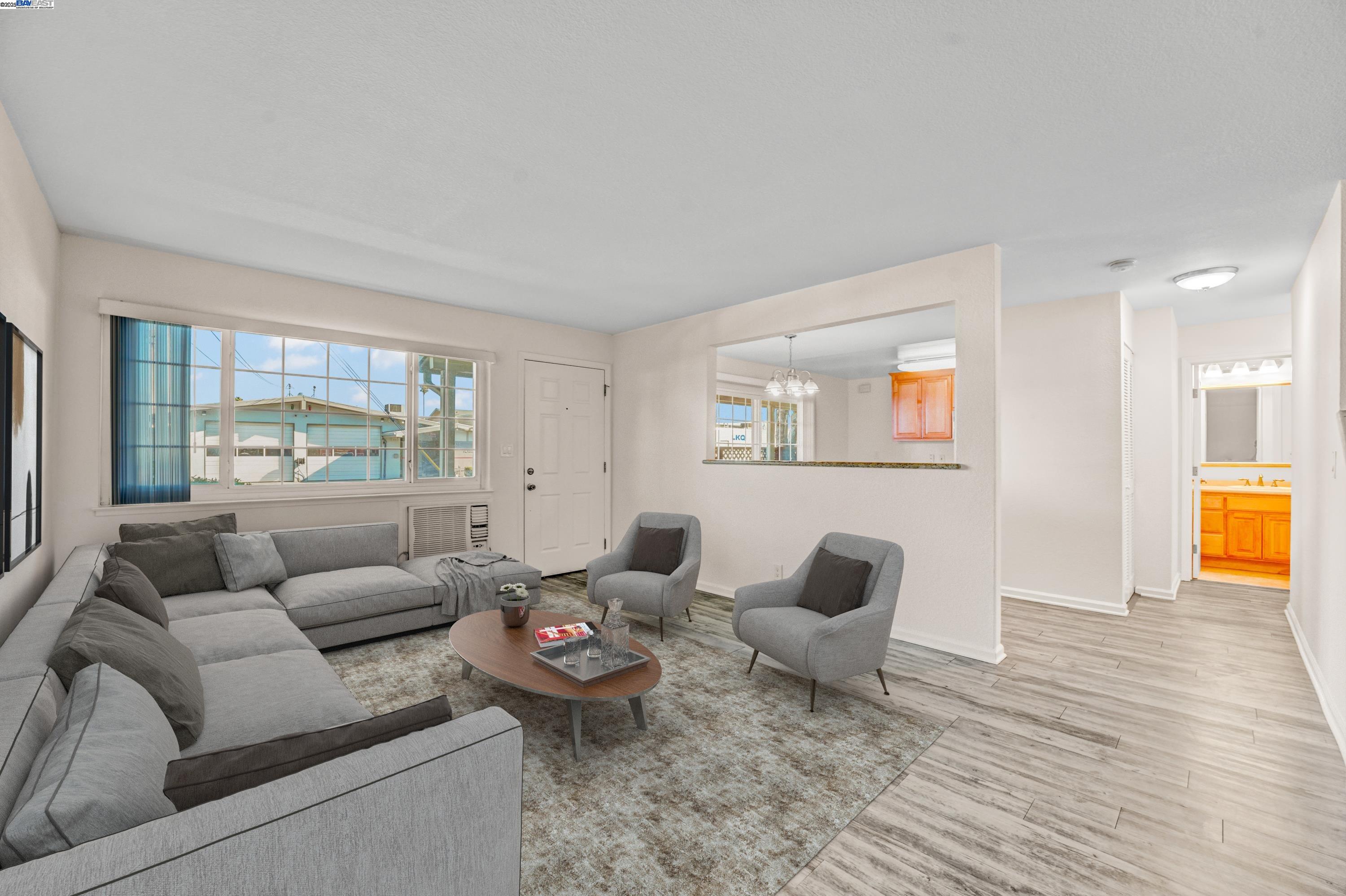 Detail Gallery Image 10 of 48 For 650 Fargo Ave #4,  San Leandro,  CA 94579 - 3 Beds | 2/1 Baths