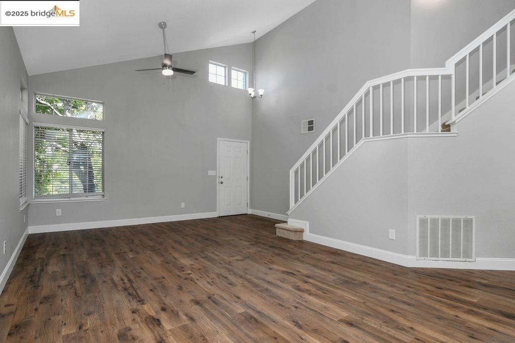 Detail Gallery Image 11 of 29 For 5124 Grass Valley Way, Antioch,  CA 94531 - 3 Beds | 2/1 Baths