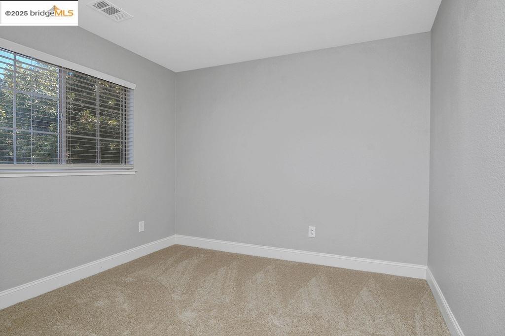 Detail Gallery Image 26 of 29 For 5124 Grass Valley Way, Antioch,  CA 94531 - 3 Beds | 2/1 Baths