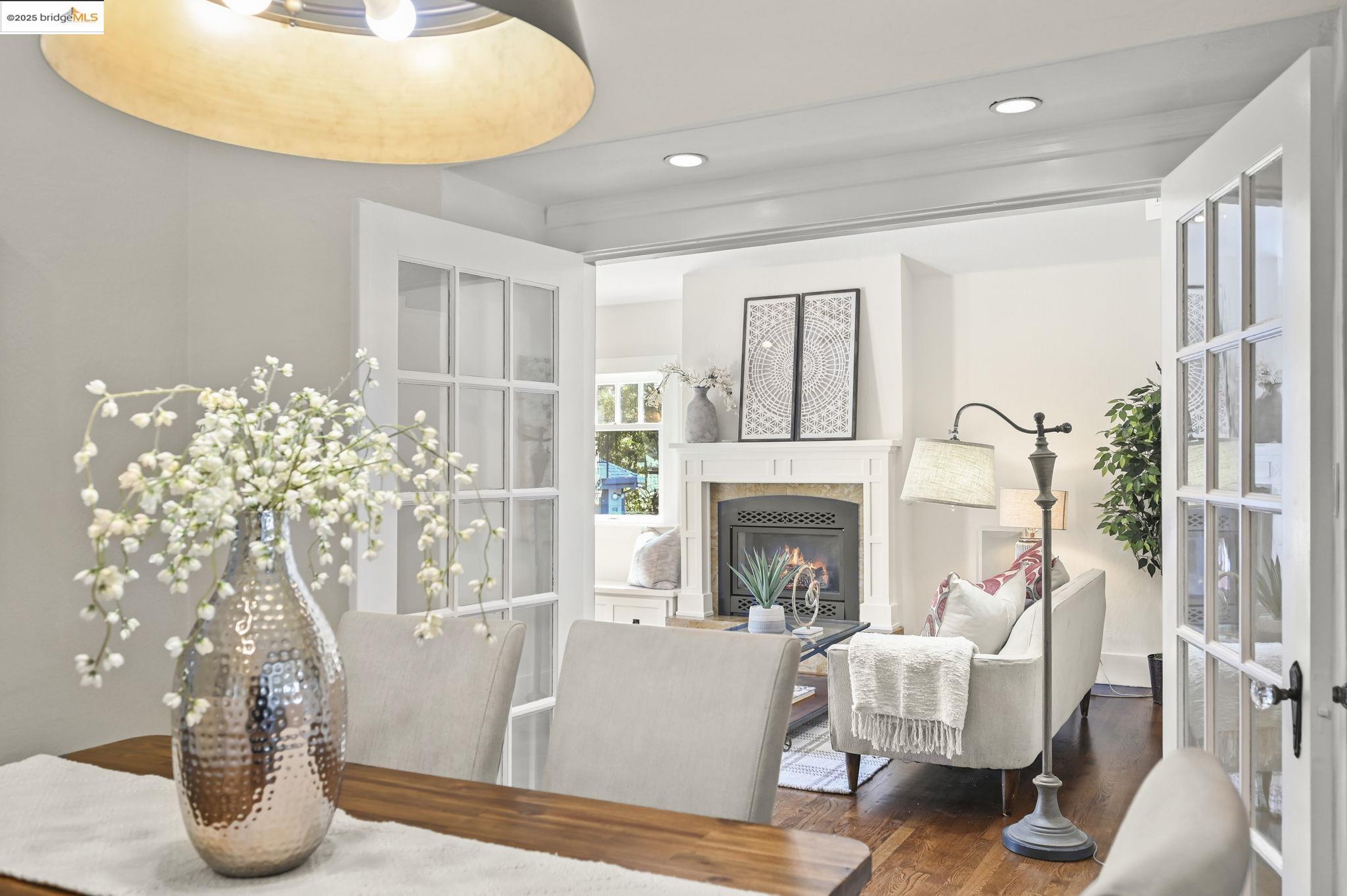 Detail Gallery Image 11 of 39 For 1538 Brooks St, Walnut Creek,  CA 94596 - 2 Beds | 2/1 Baths