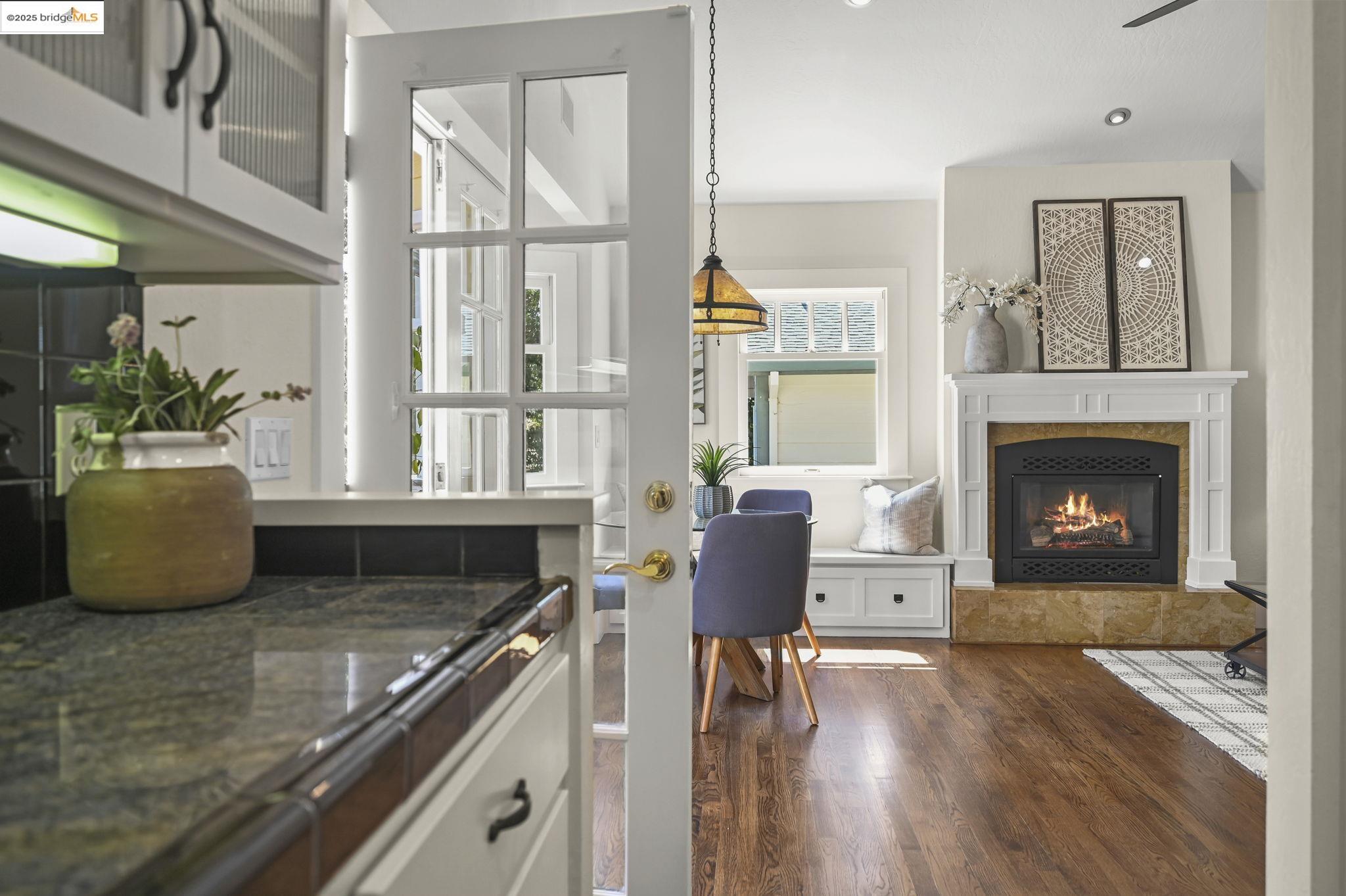 Detail Gallery Image 18 of 39 For 1538 Brooks St, Walnut Creek,  CA 94596 - 2 Beds | 2/1 Baths