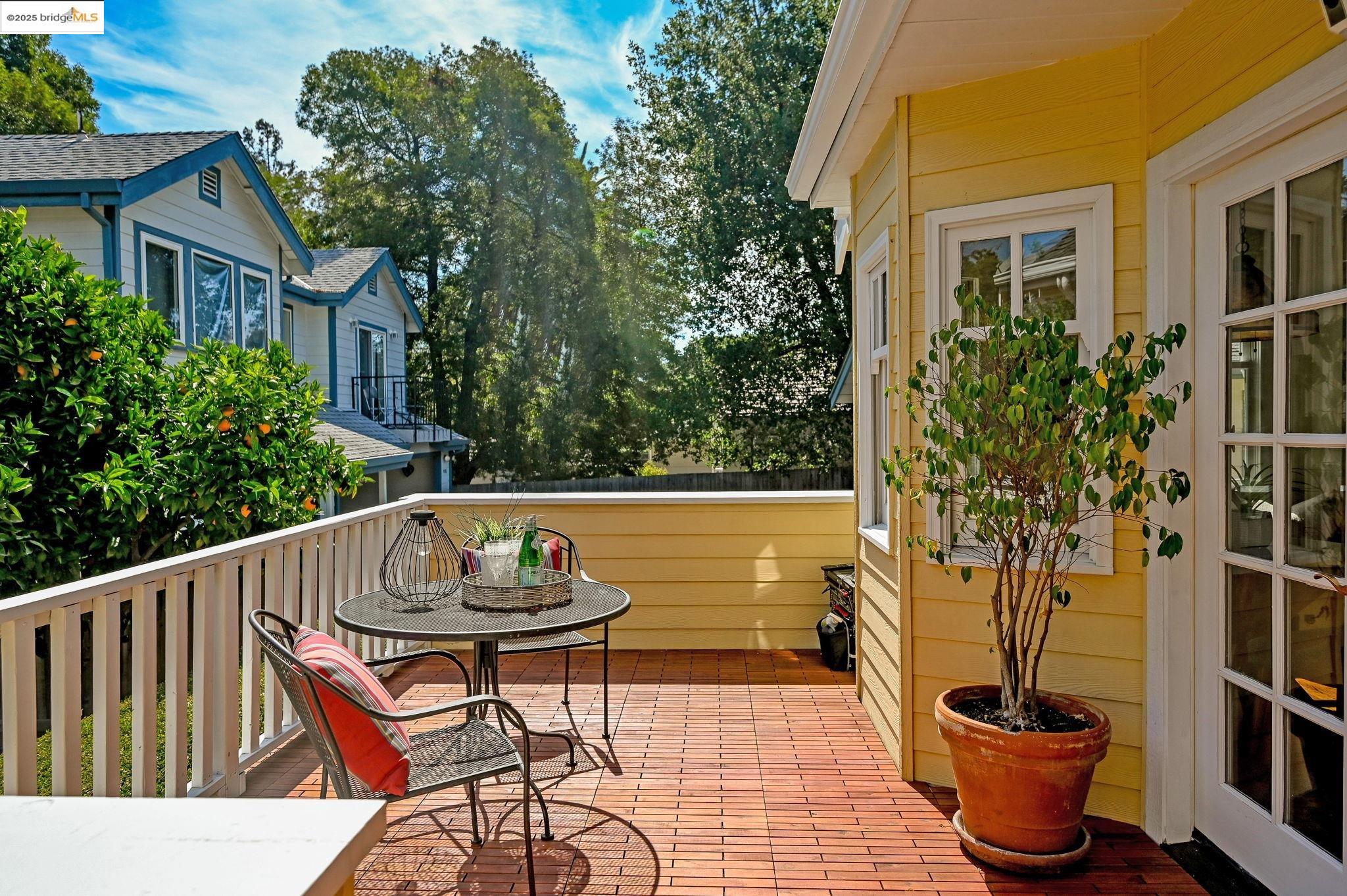 Detail Gallery Image 30 of 39 For 1538 Brooks St, Walnut Creek,  CA 94596 - 2 Beds | 2/1 Baths
