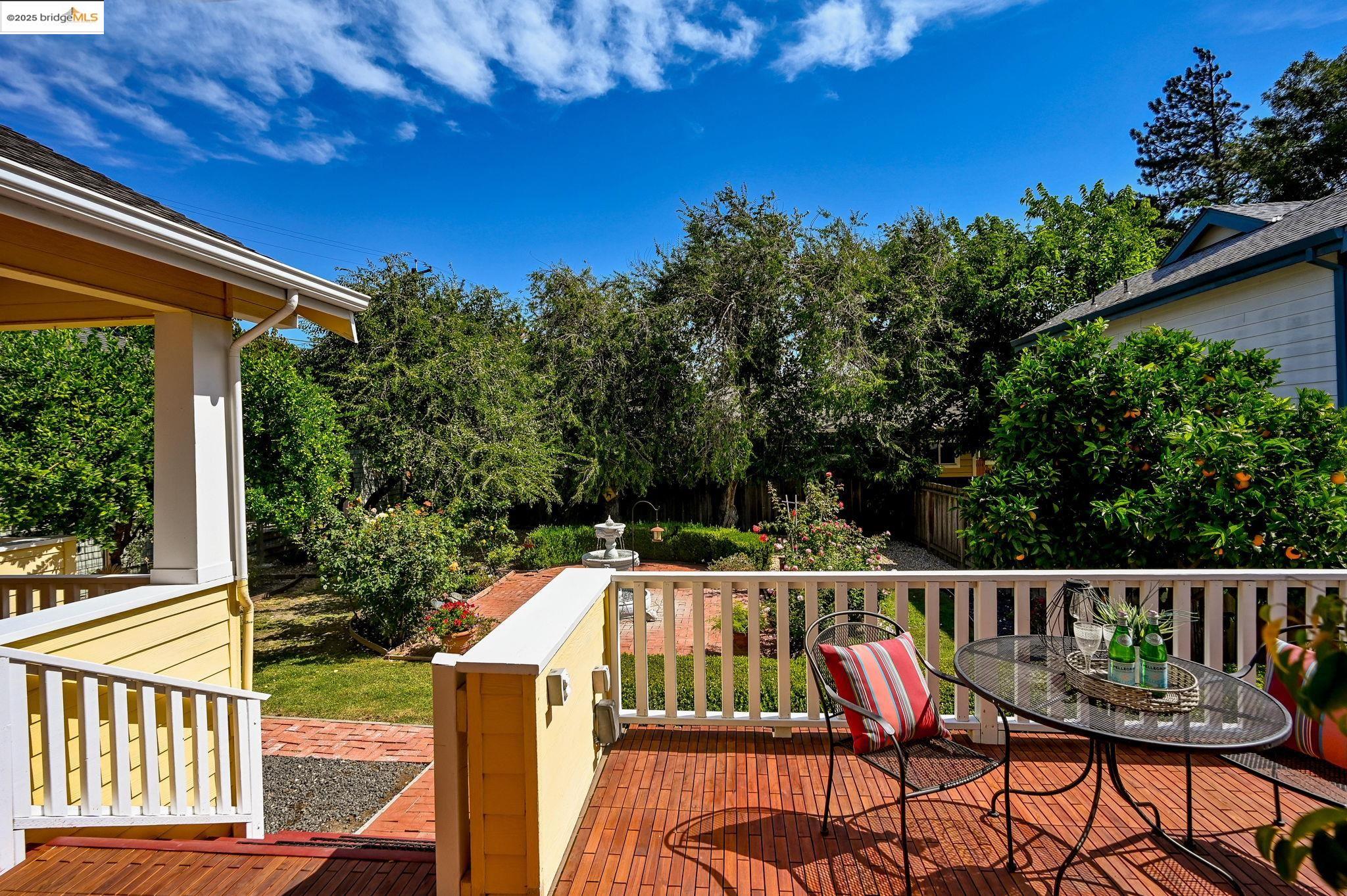 Detail Gallery Image 32 of 39 For 1538 Brooks St, Walnut Creek,  CA 94596 - 2 Beds | 2/1 Baths