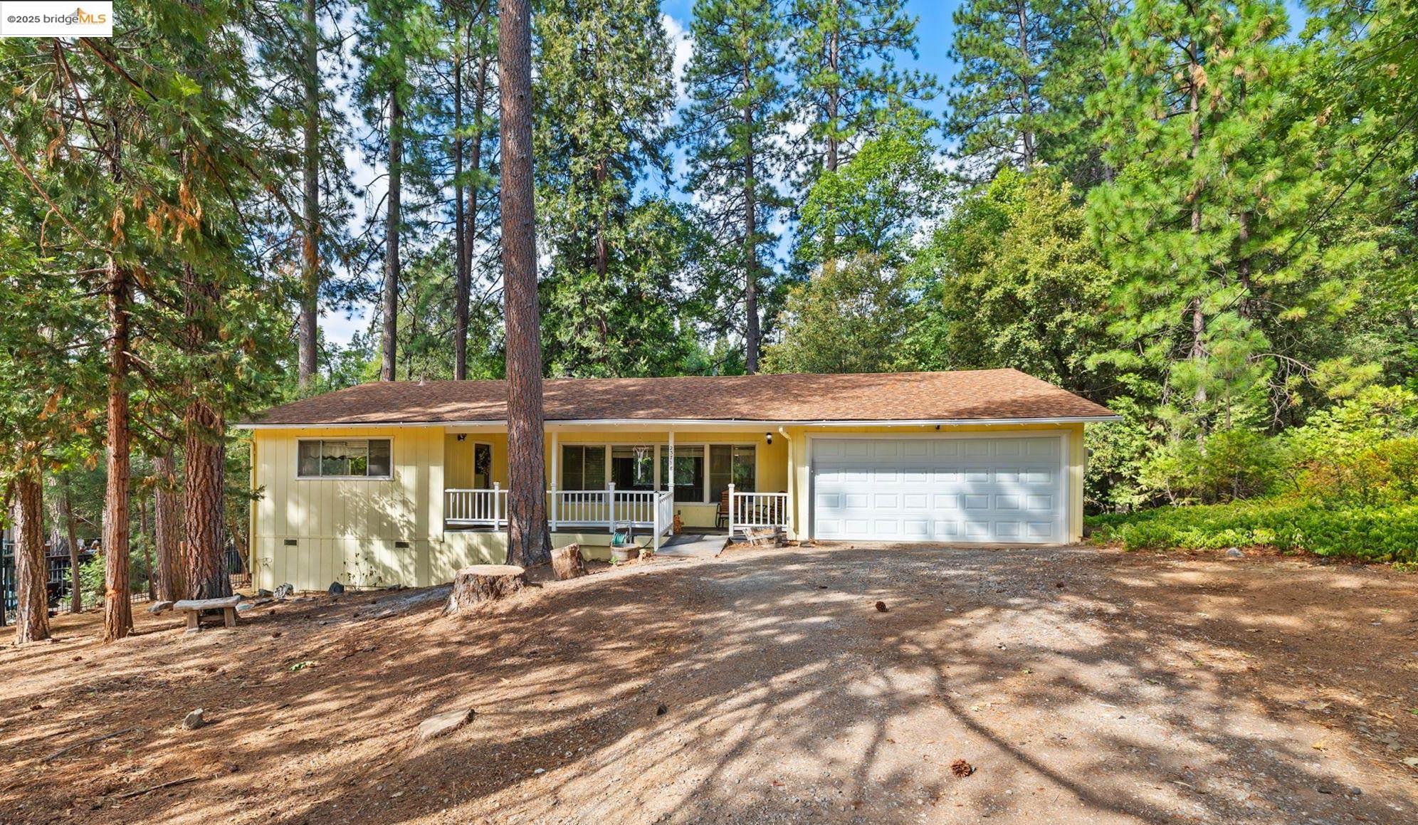 Detail Gallery Image 1 of 36 For 23718 Fremont Way, Twain Harte,  CA 95383 - 2 Beds | 1/1 Baths