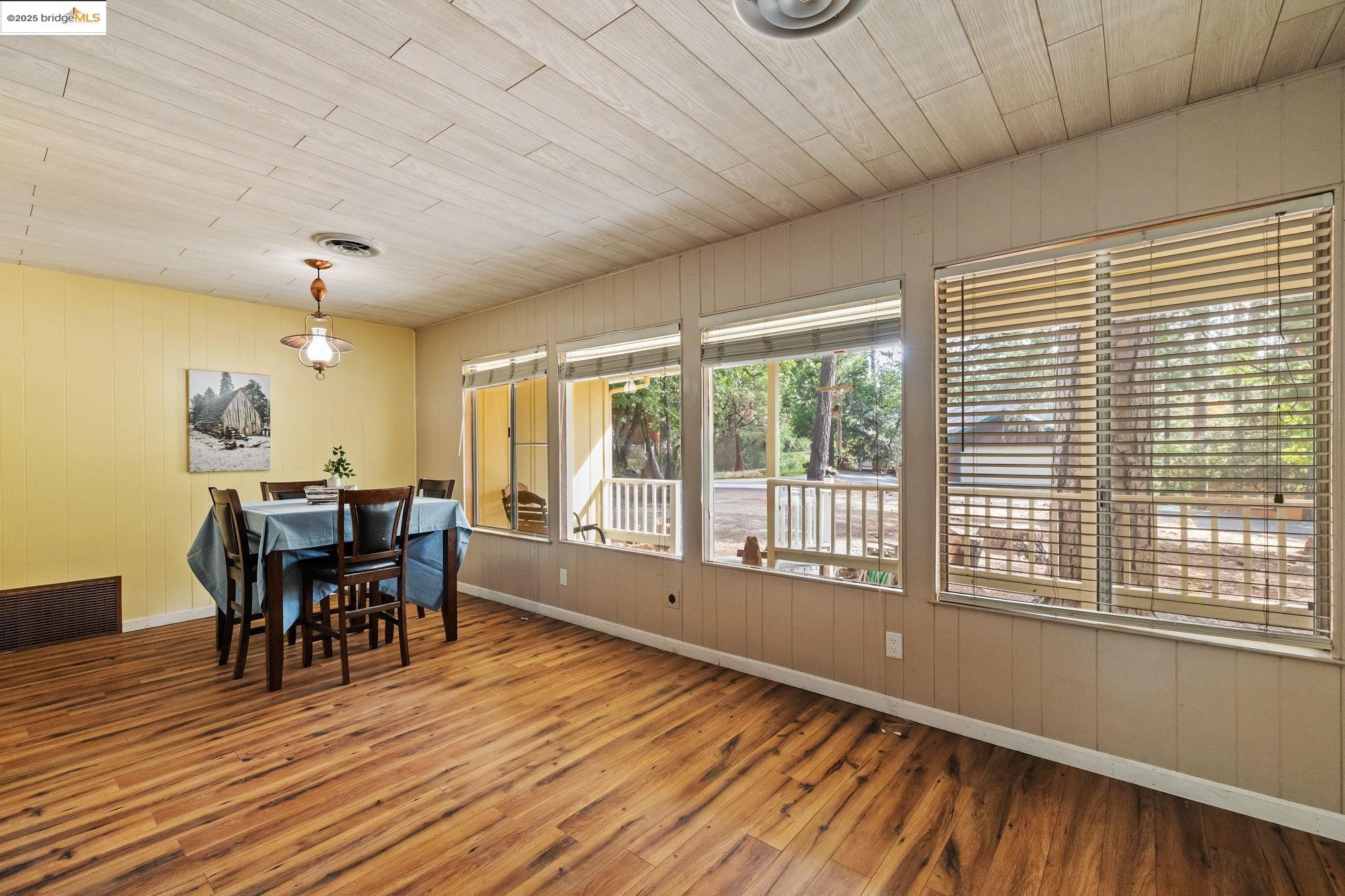 Detail Gallery Image 12 of 36 For 23718 Fremont Way, Twain Harte,  CA 95383 - 2 Beds | 1/1 Baths