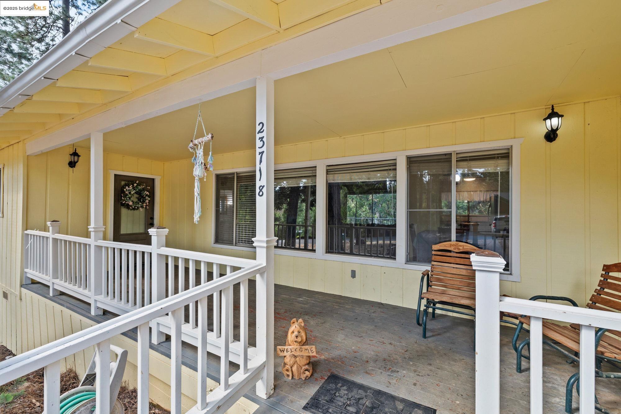 Detail Gallery Image 3 of 36 For 23718 Fremont Way, Twain Harte,  CA 95383 - 2 Beds | 1/1 Baths