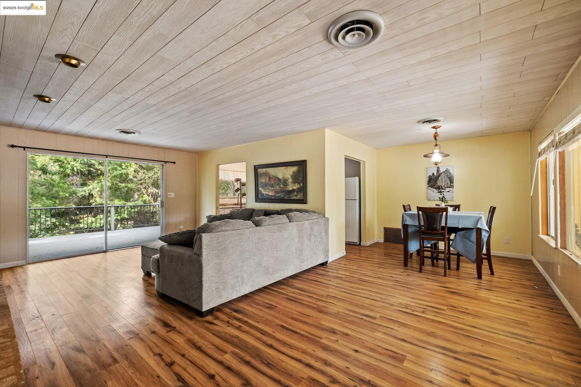 Detail Gallery Image 10 of 36 For 23718 Fremont Way, Twain Harte,  CA 95383 - 2 Beds | 1/1 Baths