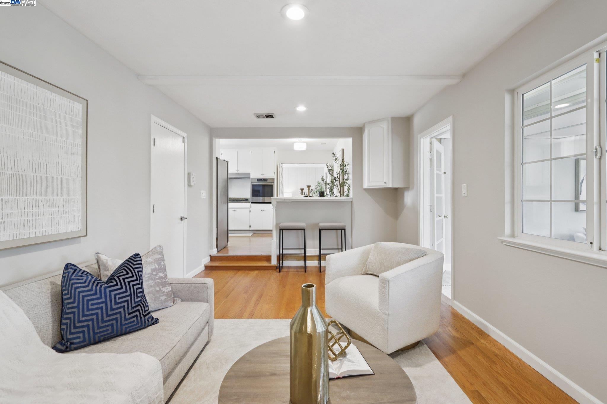 Detail Gallery Image 19 of 55 For 915 Bucknam Ave, Campbell,  CA 95008 - 3 Beds | 2 Baths
