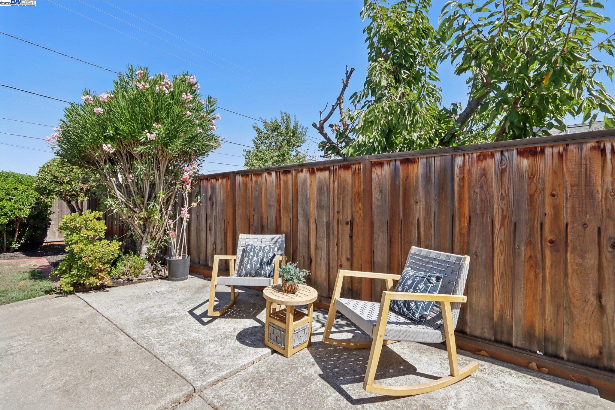 Detail Gallery Image 43 of 55 For 915 Bucknam Ave, Campbell,  CA 95008 - 3 Beds | 2 Baths