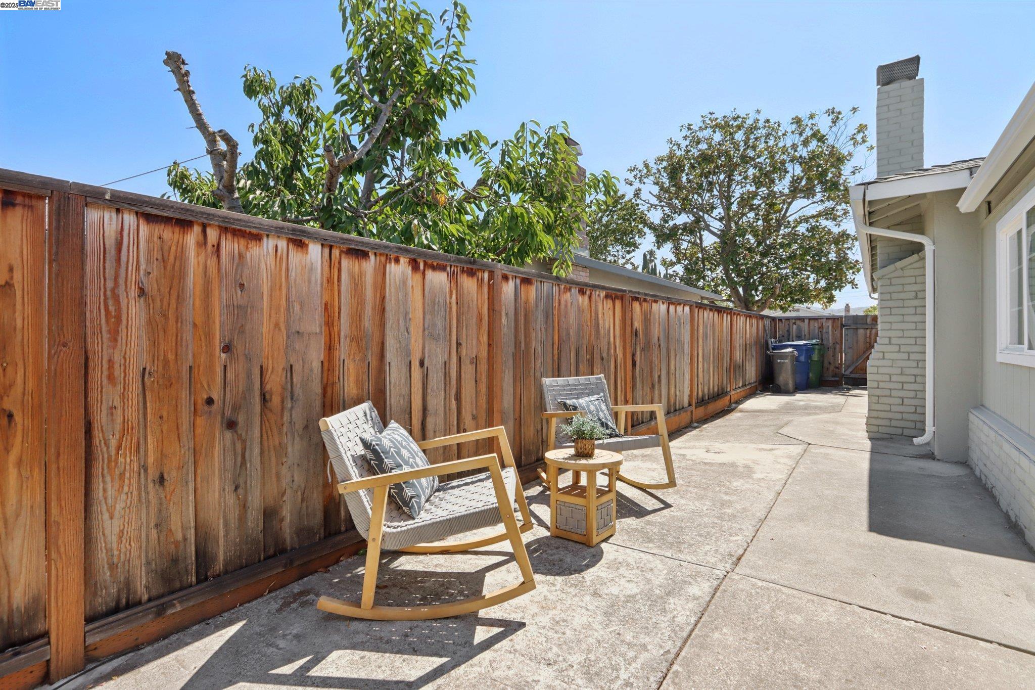 Detail Gallery Image 44 of 55 For 915 Bucknam Ave, Campbell,  CA 95008 - 3 Beds | 2 Baths