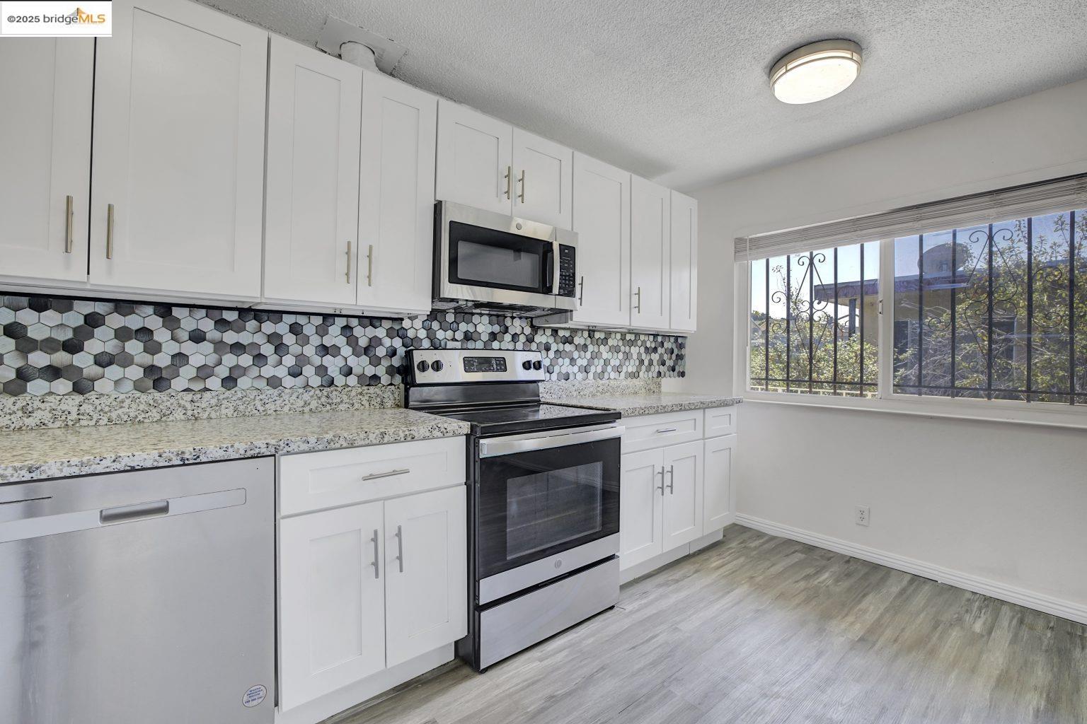 Detail Gallery Image 23 of 32 For 9034 Hillside St, Oakland,  CA 94603 - – Beds | – Baths