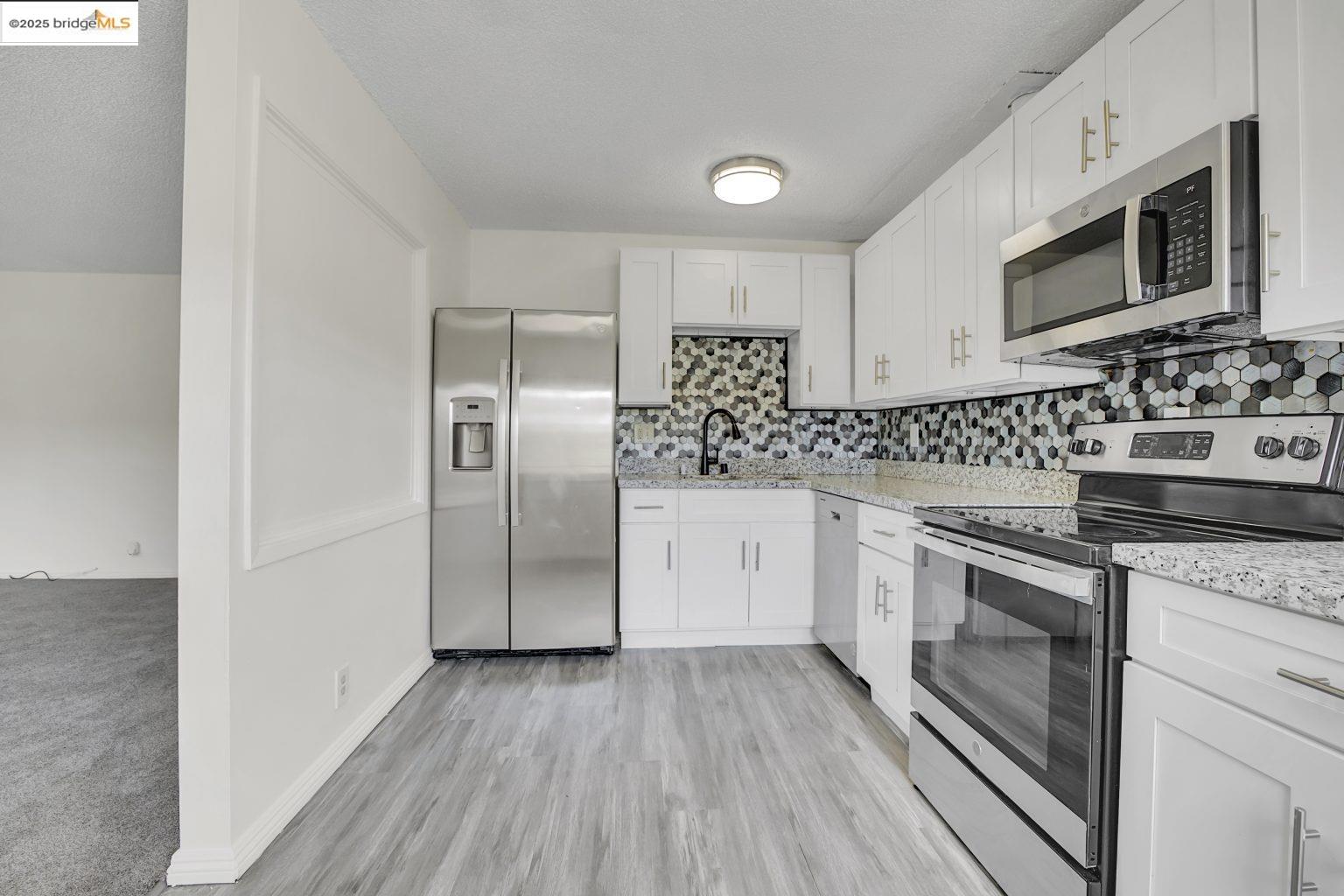 Detail Gallery Image 24 of 32 For 9034 Hillside St, Oakland,  CA 94603 - – Beds | – Baths