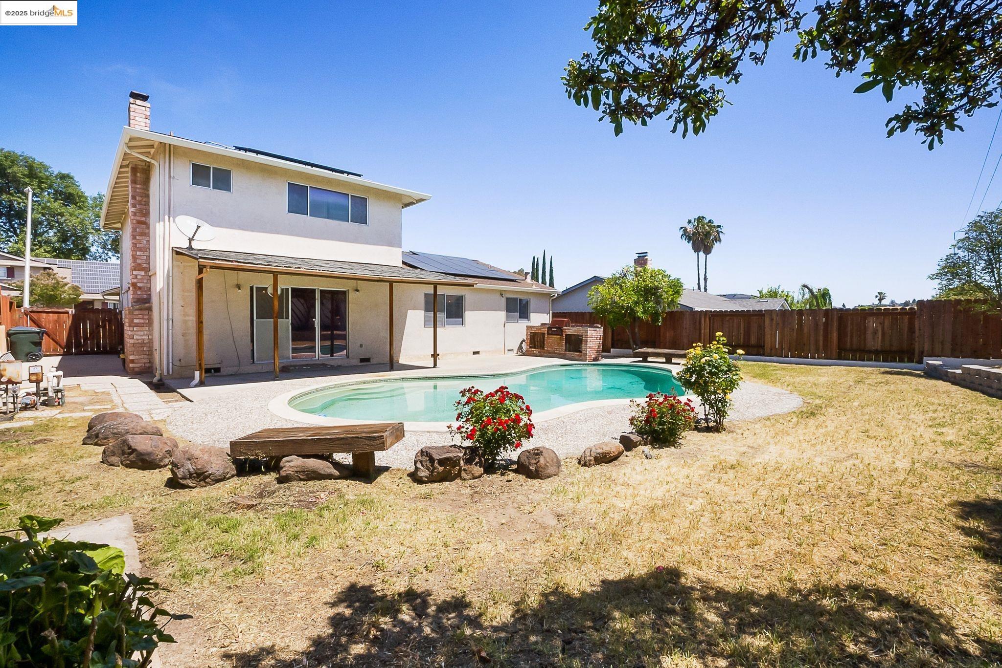 Detail Gallery Image 21 of 26 For 2125 Robles Dr, Antioch,  CA 94509 - 4 Beds | 2/1 Baths