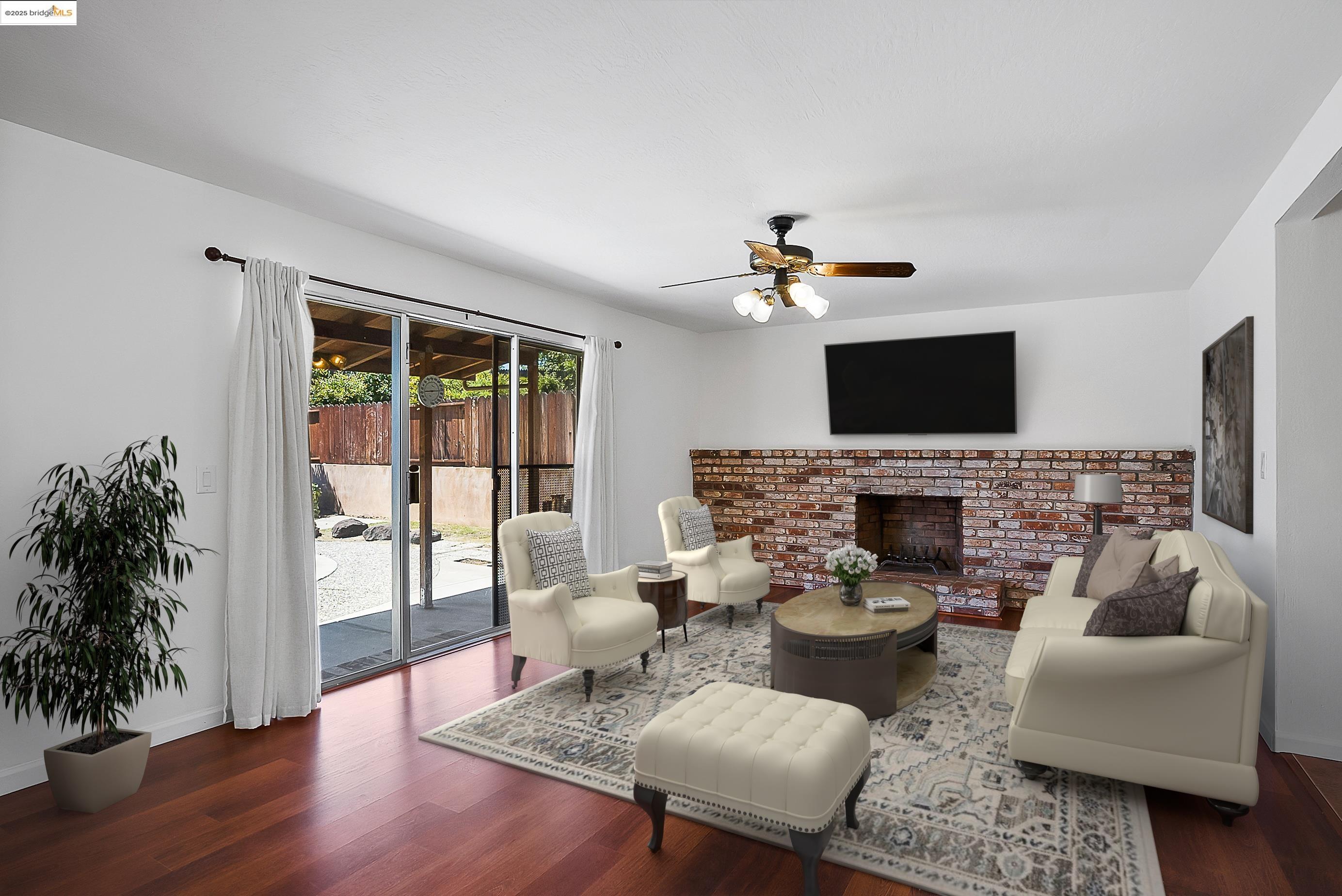 Detail Gallery Image 6 of 26 For 2125 Robles Dr, Antioch,  CA 94509 - 4 Beds | 2/1 Baths