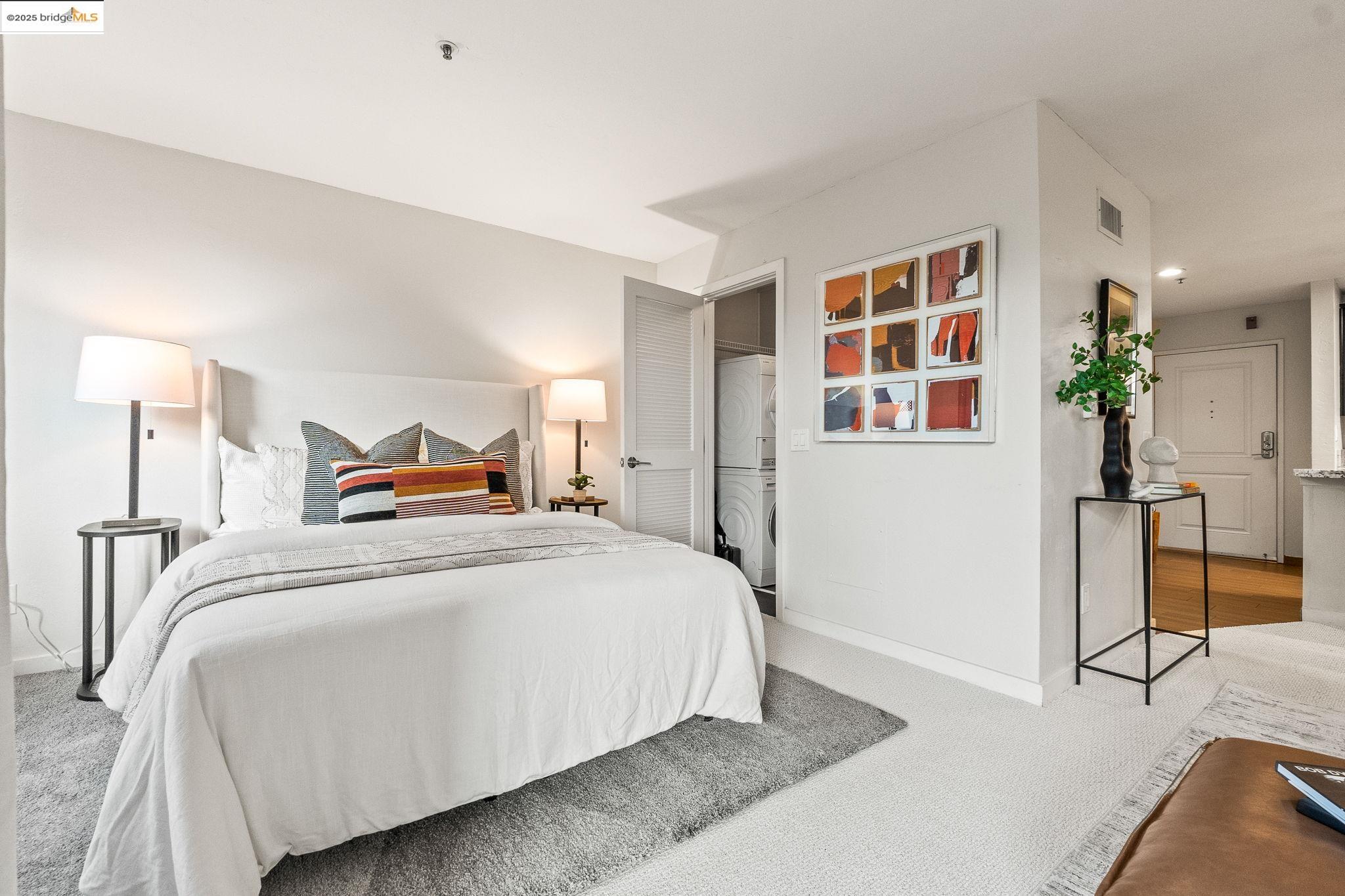 Detail Gallery Image 14 of 41 For 6400 Christie Ave #3119,  Emeryville,  CA 94608 - 0 Beds | 1 Baths