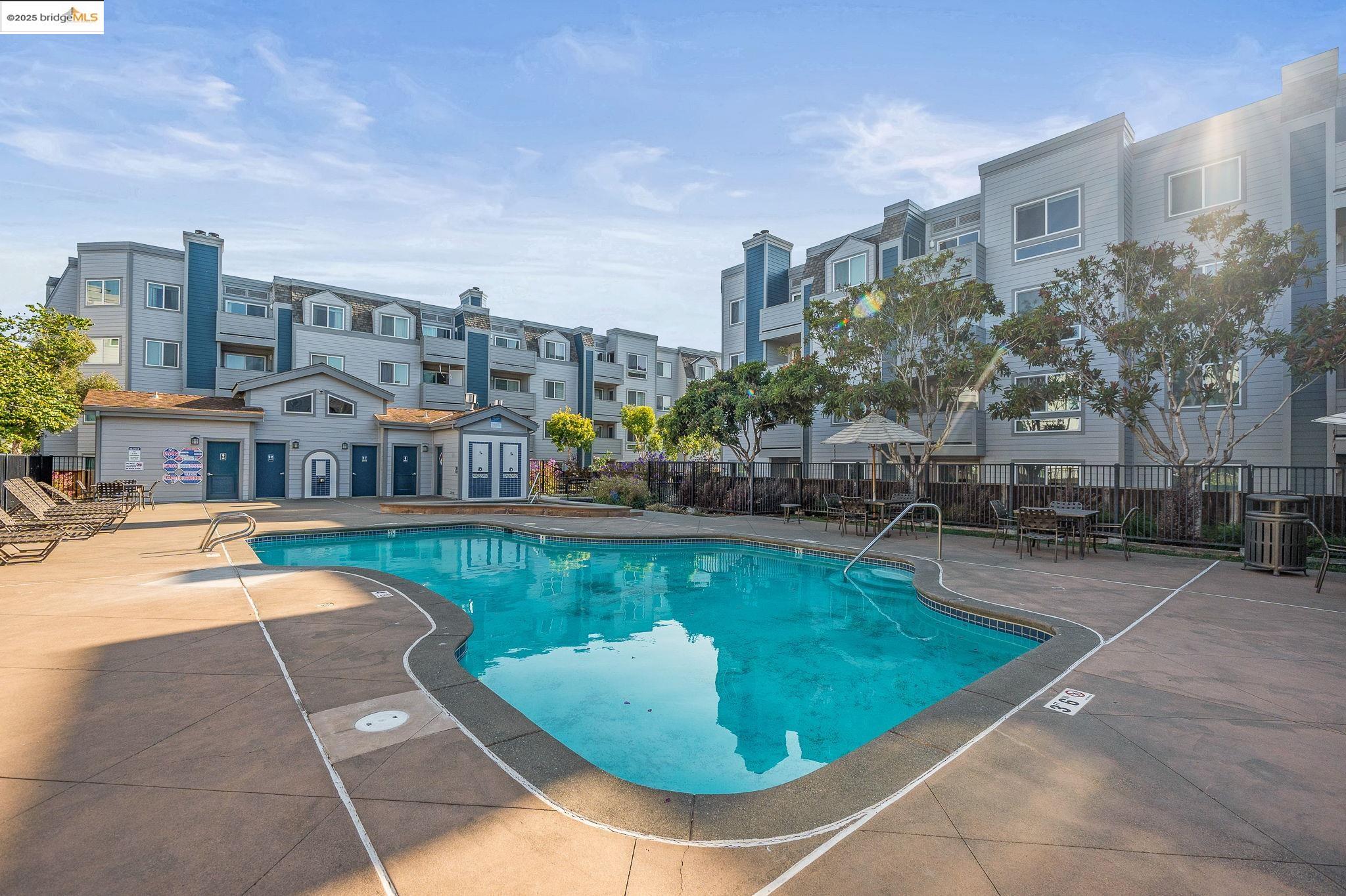 Detail Gallery Image 21 of 41 For 6400 Christie Ave #3119,  Emeryville,  CA 94608 - 0 Beds | 1 Baths