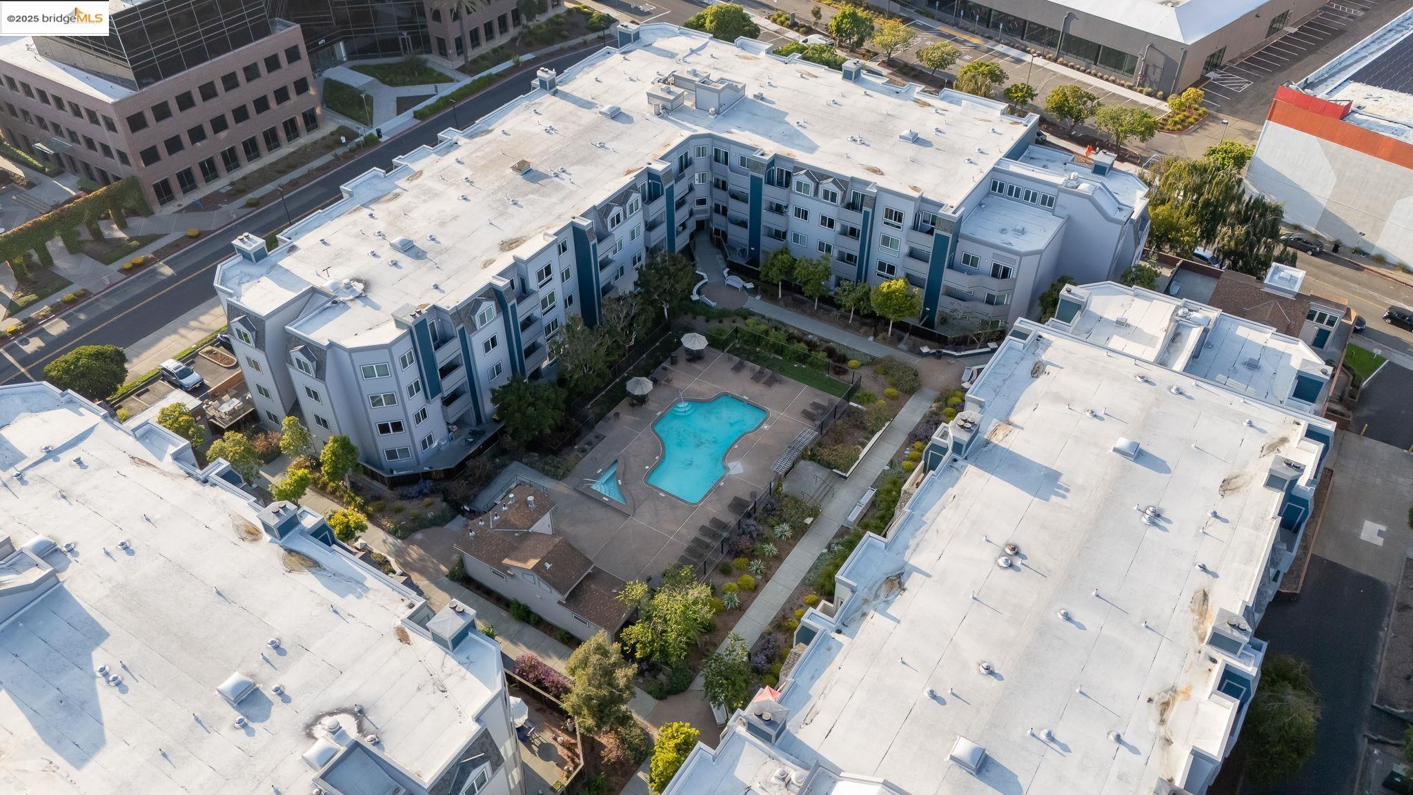 Detail Gallery Image 32 of 41 For 6400 Christie Ave #3119,  Emeryville,  CA 94608 - 0 Beds | 1 Baths