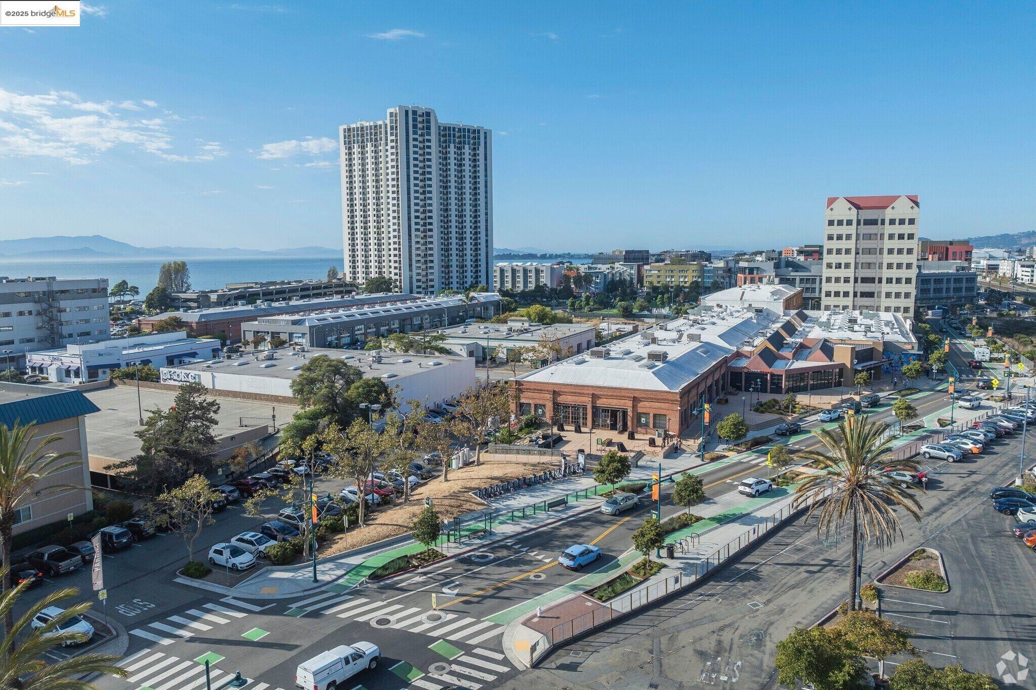 Detail Gallery Image 37 of 41 For 6400 Christie Ave #3119,  Emeryville,  CA 94608 - 0 Beds | 1 Baths