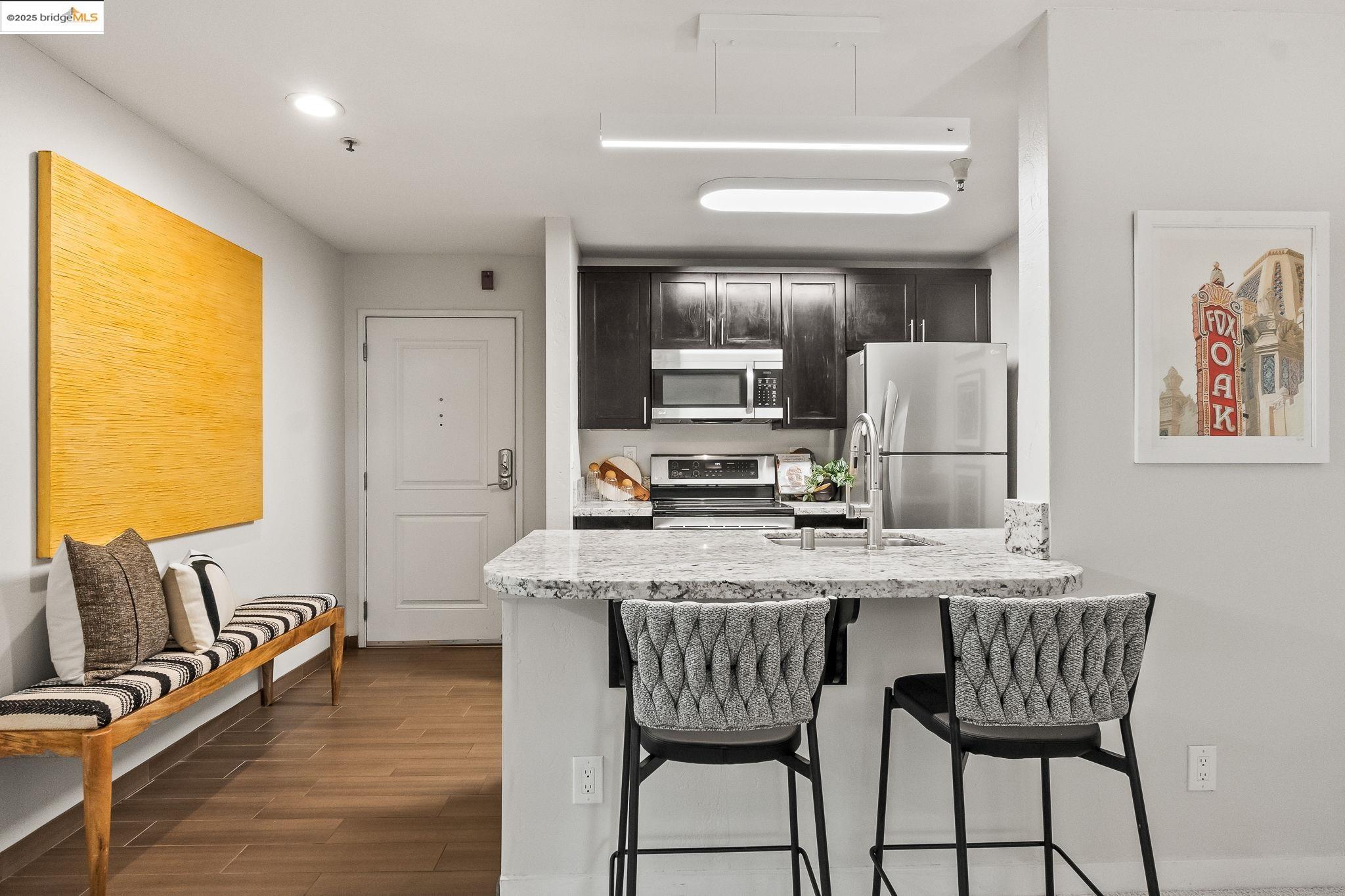 Detail Gallery Image 8 of 41 For 6400 Christie Ave #3119,  Emeryville,  CA 94608 - 0 Beds | 1 Baths