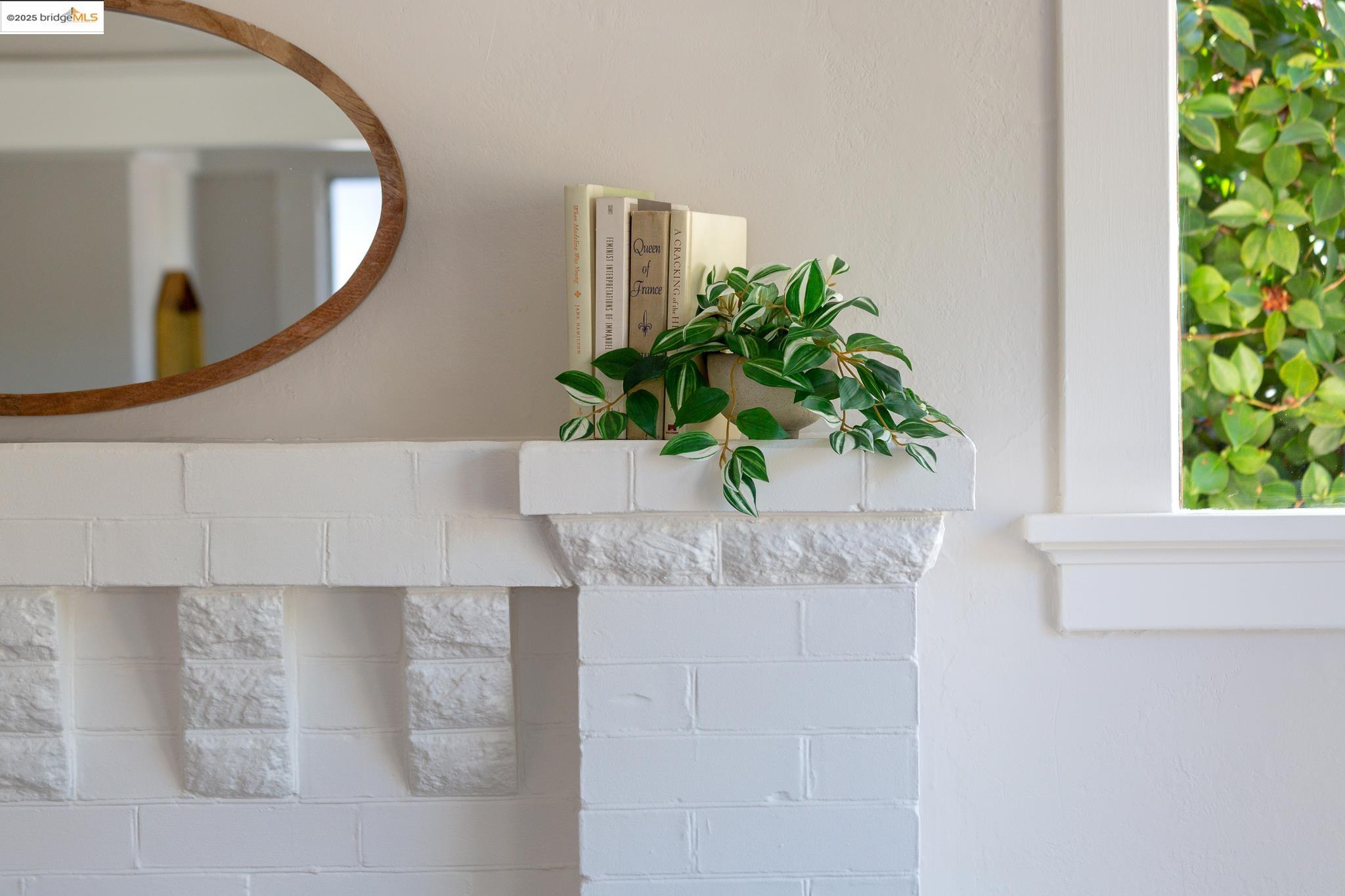 Detail Gallery Image 11 of 45 For 5626 Broadway, Oakland,  CA 94610 - 3 Beds | 1 Baths