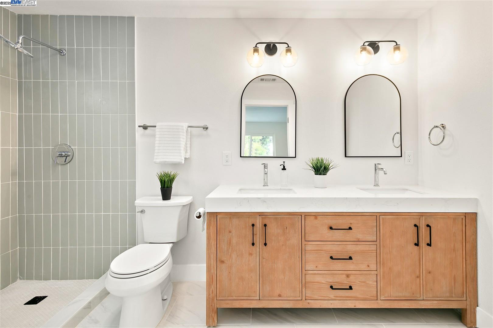 Detail Gallery Image 11 of 28 For 1870 Sherman Dr, Union City,  CA 94587 - 4 Beds | 2 Baths