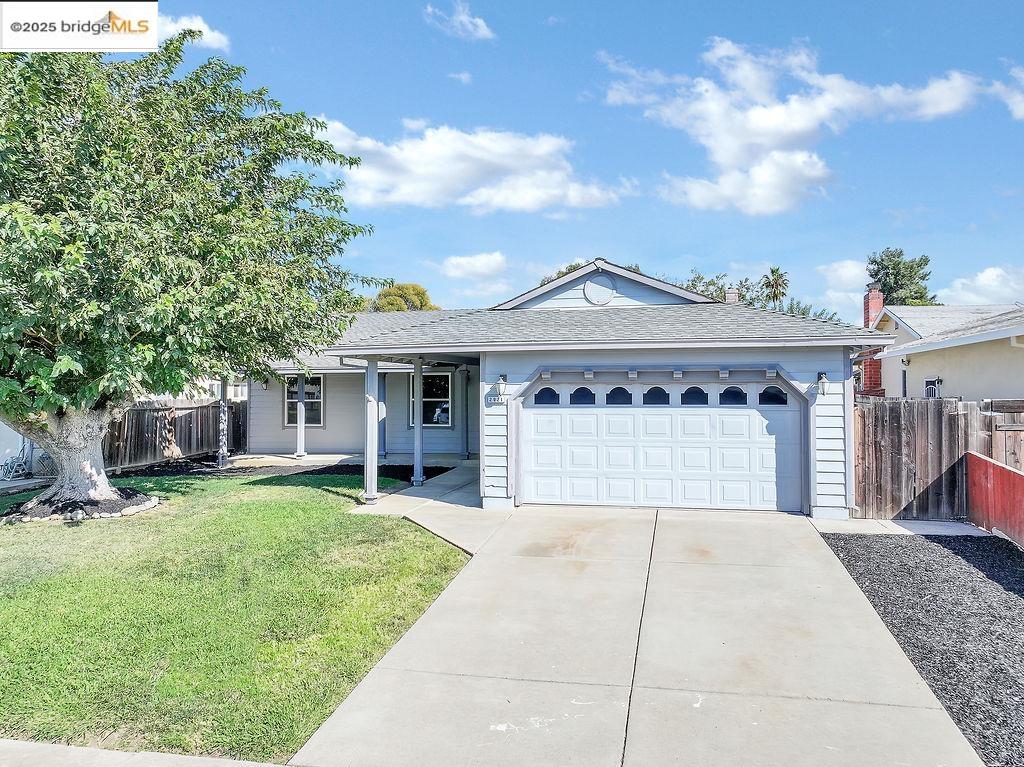 Detail Gallery Image 1 of 33 For 2921 Lucena Way, Antioch,  CA 94509 - 3 Beds | 2 Baths