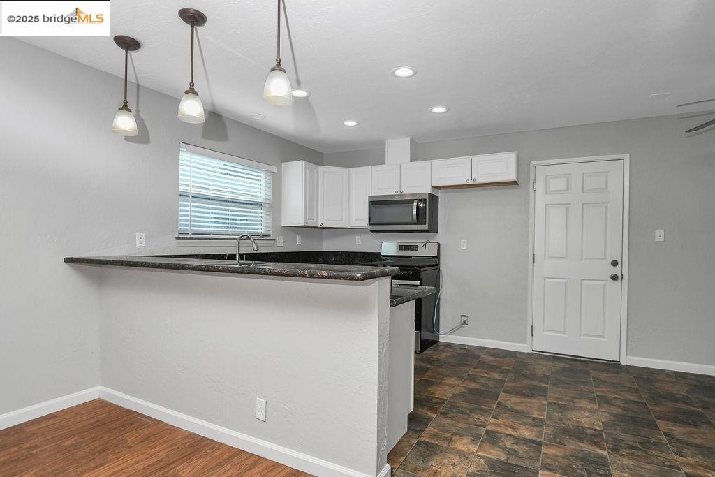 Detail Gallery Image 12 of 33 For 2921 Lucena Way, Antioch,  CA 94509 - 3 Beds | 2 Baths