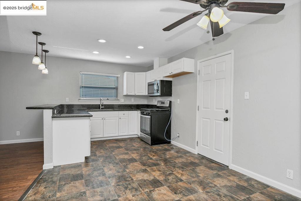 Detail Gallery Image 9 of 33 For 2921 Lucena Way, Antioch,  CA 94509 - 3 Beds | 2 Baths