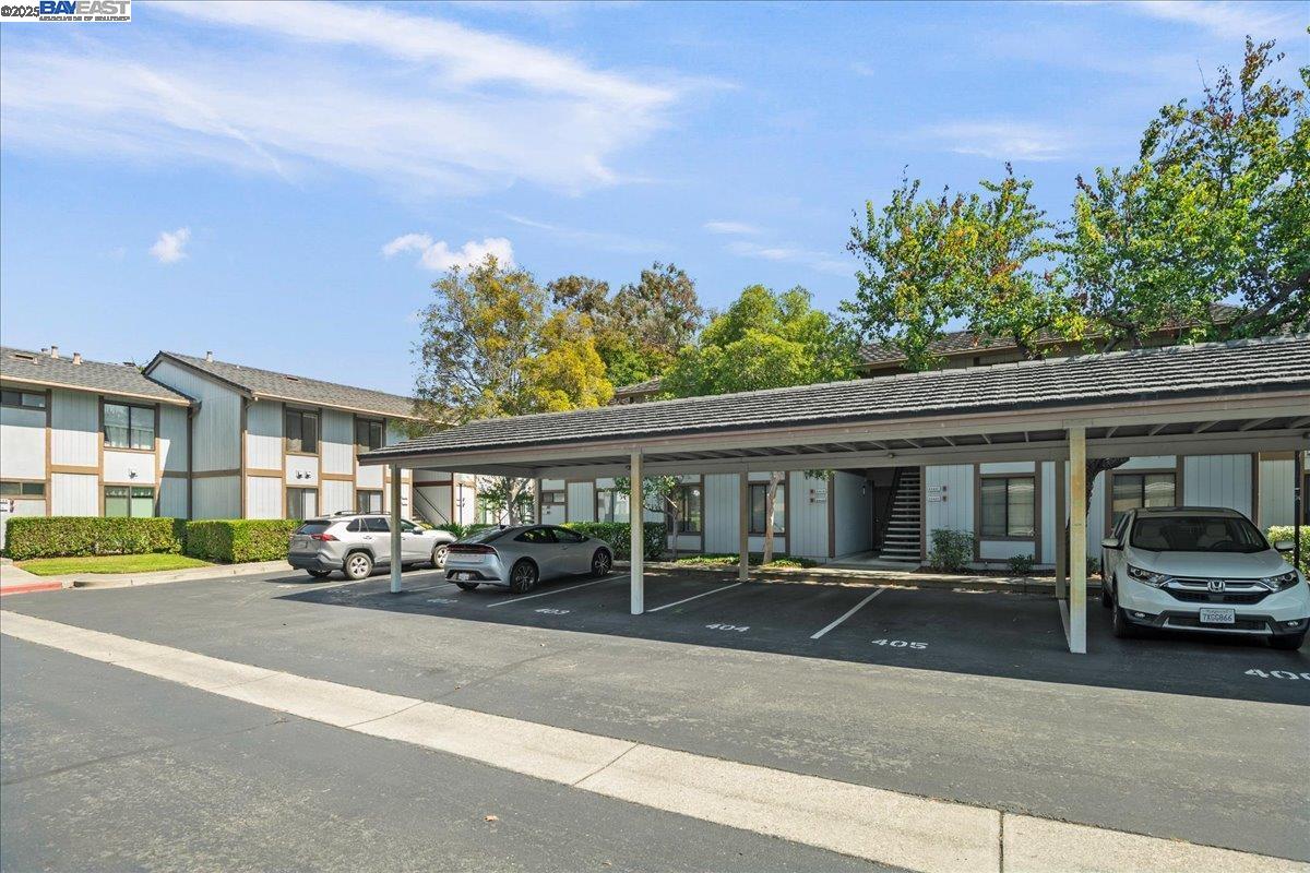 Detail Gallery Image 14 of 16 For 6318 Joaquin Murieta Ave #F,  Newark,  CA 94560 - 1 Beds | 1 Baths