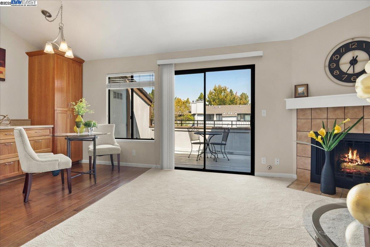 Detail Gallery Image 6 of 16 For 6318 Joaquin Murieta Ave #F,  Newark,  CA 94560 - 1 Beds | 1 Baths