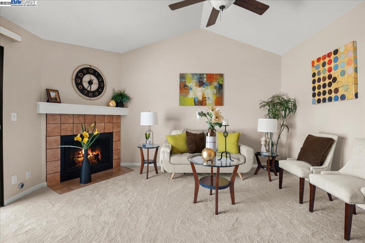 Detail Gallery Image 7 of 16 For 6318 Joaquin Murieta Ave #F,  Newark,  CA 94560 - 1 Beds | 1 Baths
