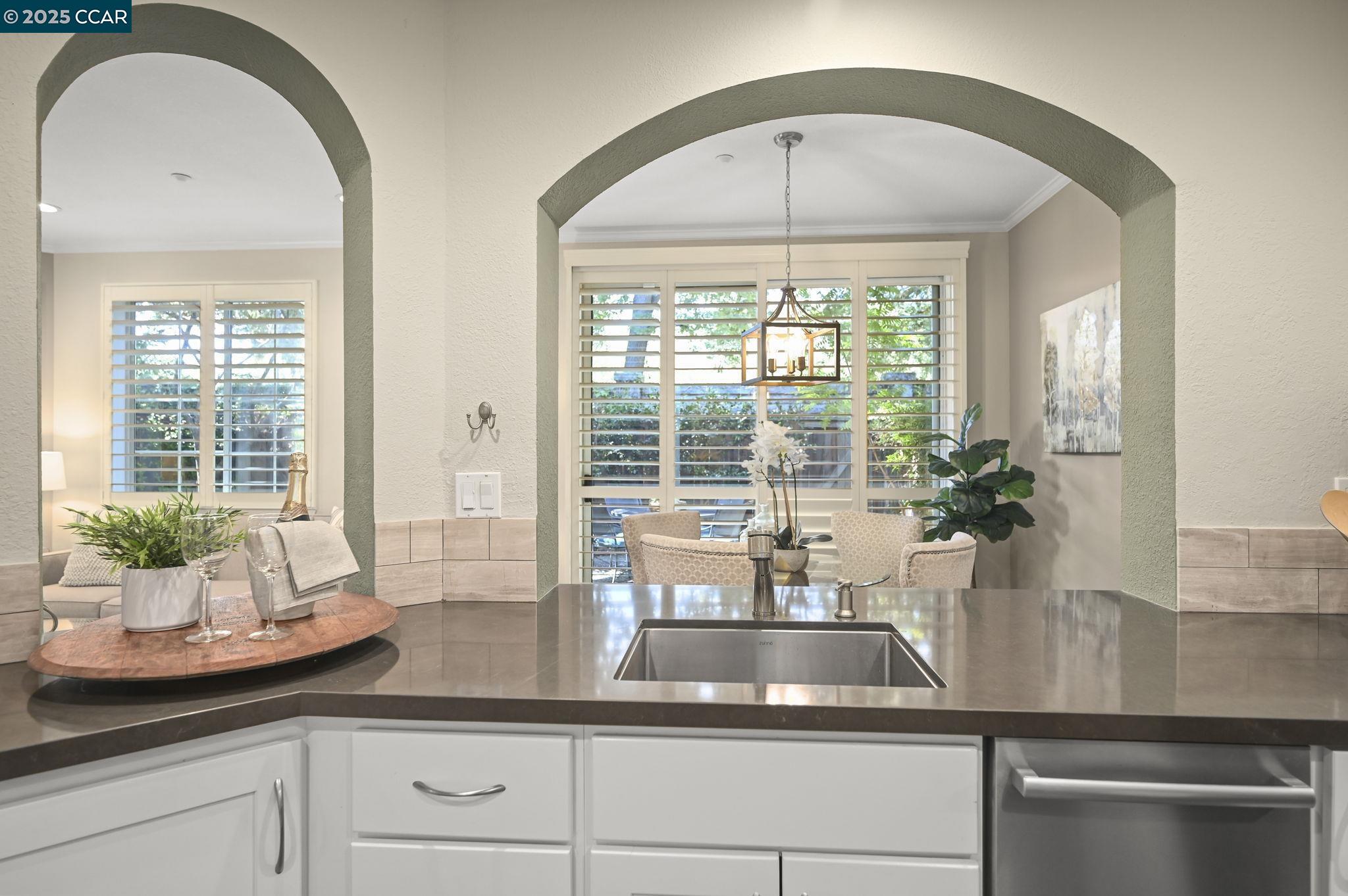 Detail Gallery Image 11 of 33 For 46 Danville Oak Place a,  Danville,  CA 94526 - 2 Beds | 2 Baths