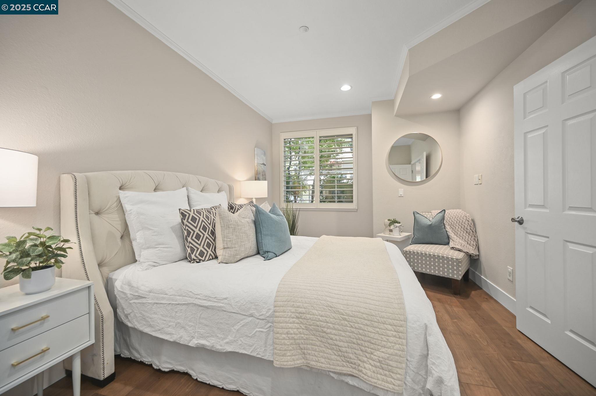 Detail Gallery Image 18 of 33 For 46 Danville Oak Place a,  Danville,  CA 94526 - 2 Beds | 2 Baths