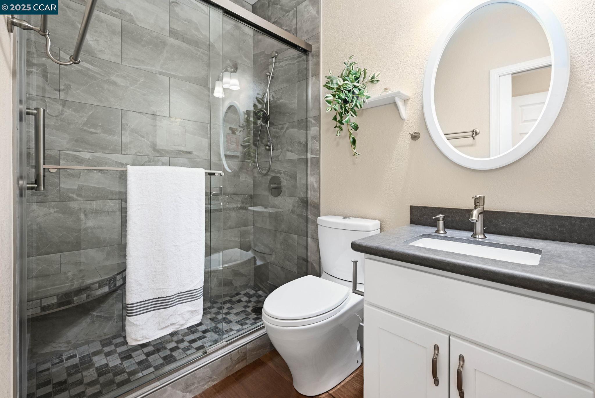 Detail Gallery Image 20 of 33 For 46 Danville Oak Place a,  Danville,  CA 94526 - 2 Beds | 2 Baths