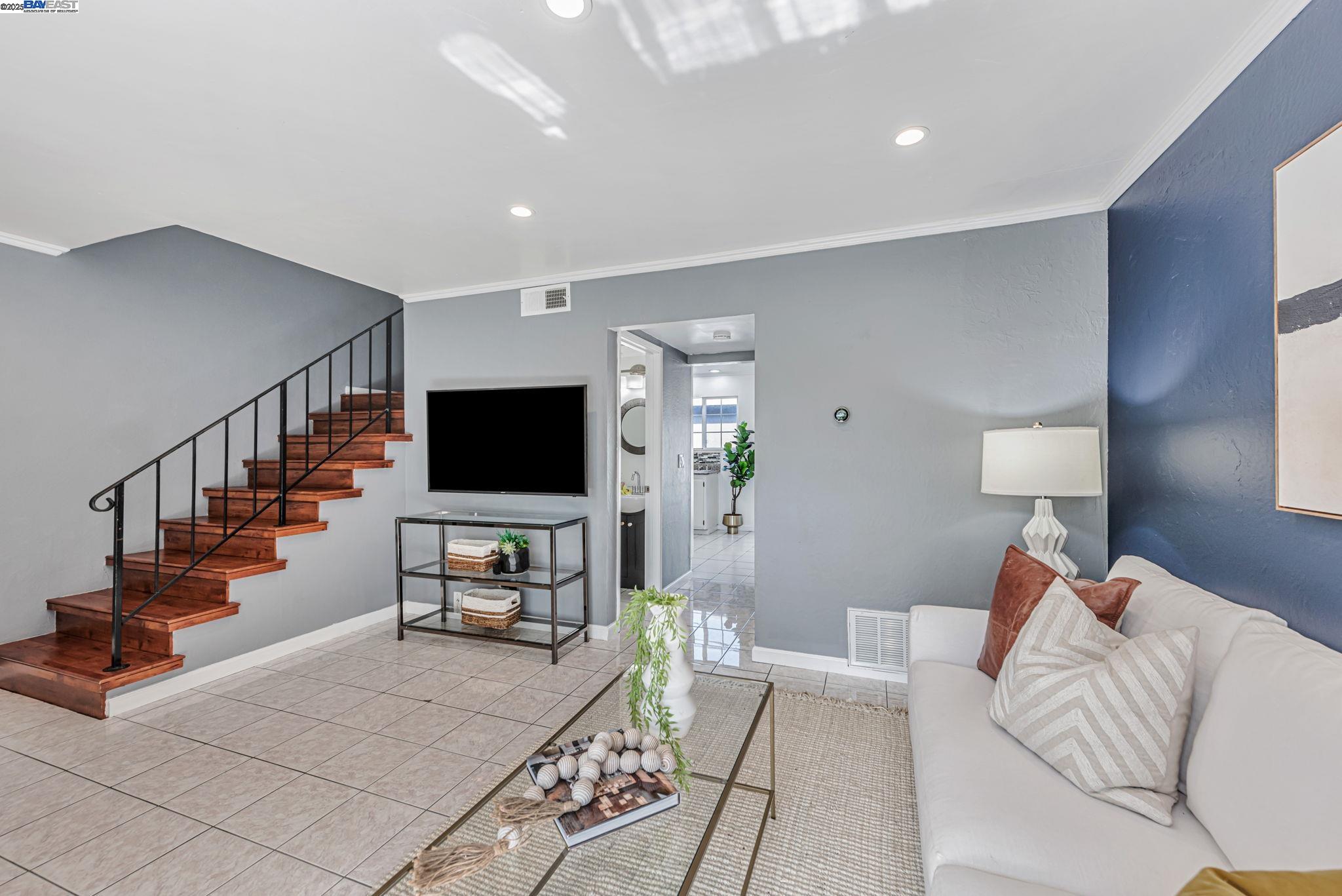 Photo #2: 41112039 Listing 