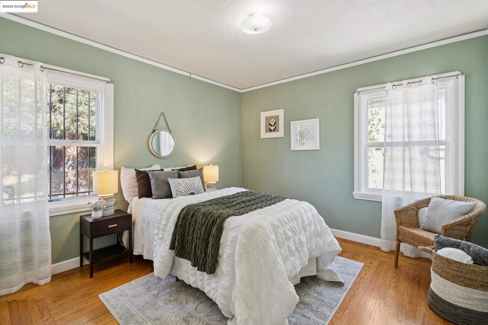 Detail Gallery Image 20 of 41 For 2821 25th Ave, Oakland,  CA 94601 - 3 Beds | 1 Baths