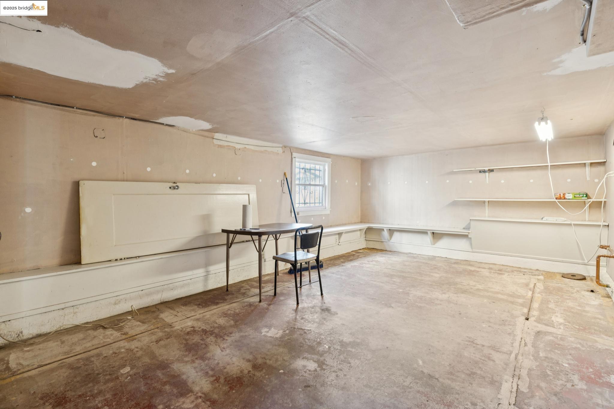 Detail Gallery Image 32 of 41 For 2821 25th Ave, Oakland,  CA 94601 - 3 Beds | 1 Baths