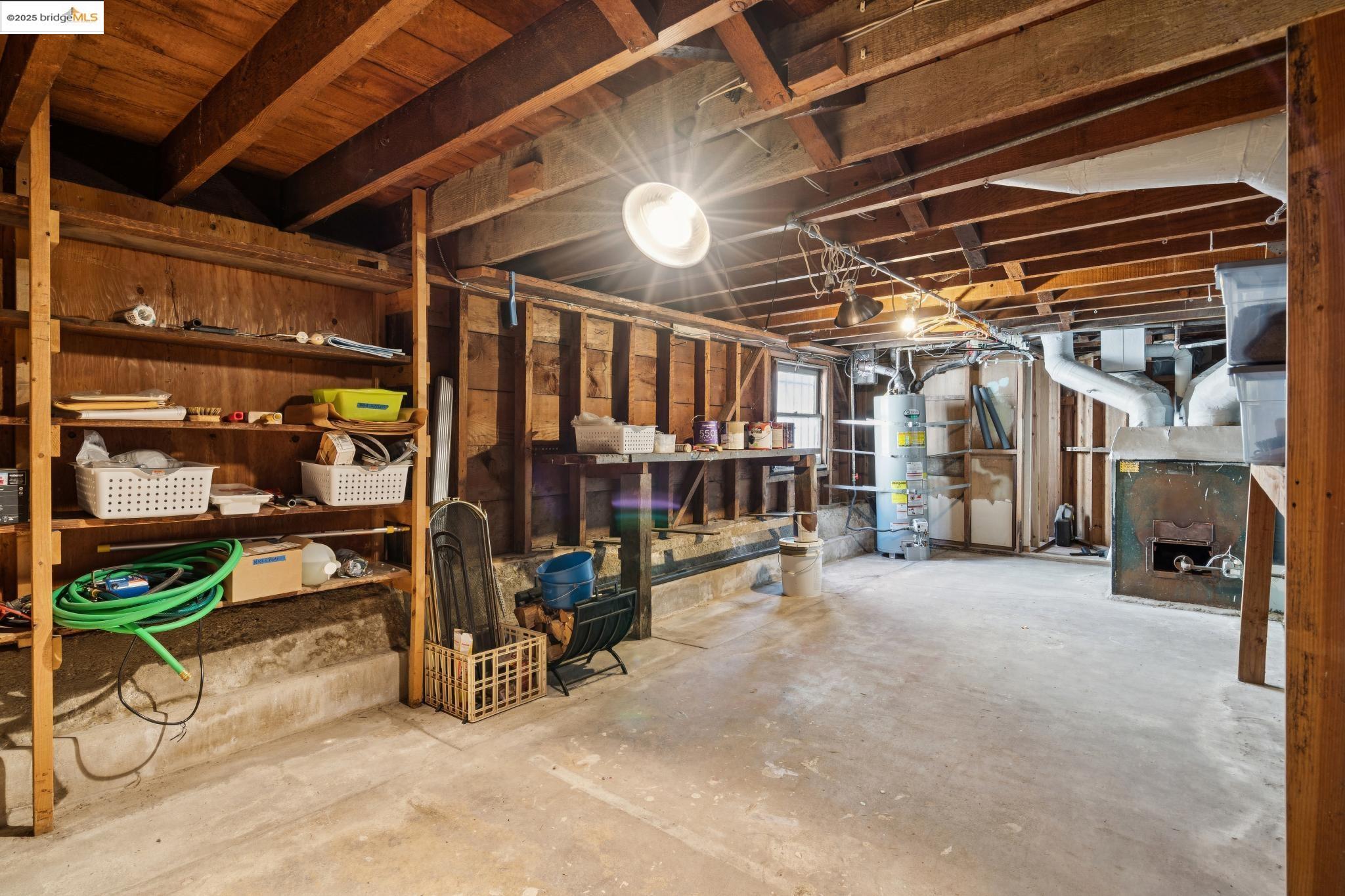 Detail Gallery Image 34 of 41 For 2821 25th Ave, Oakland,  CA 94601 - 3 Beds | 1 Baths