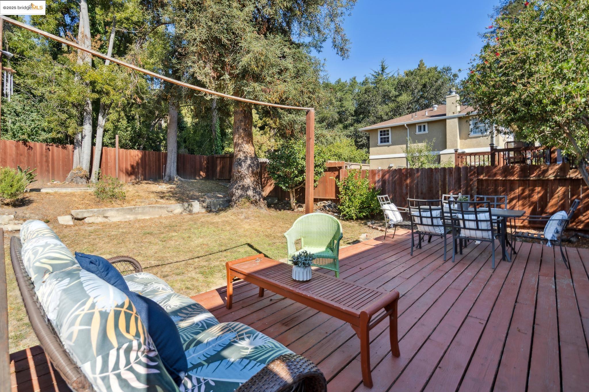 Detail Gallery Image 37 of 41 For 2821 25th Ave, Oakland,  CA 94601 - 3 Beds | 1 Baths